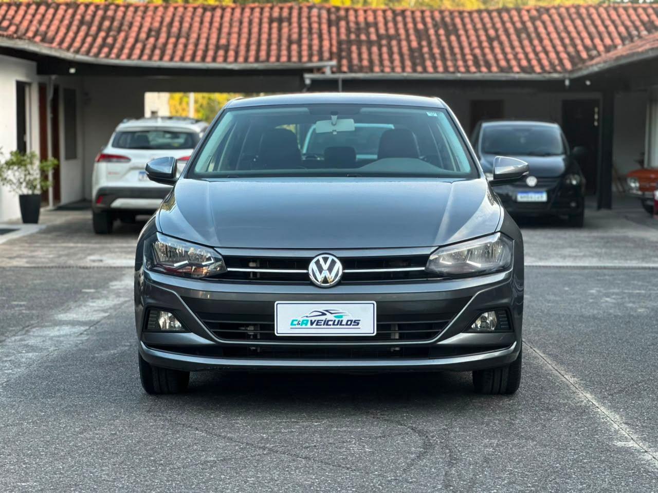 Foto numero 1 do veiculo Volkswagen Polo Comfort. 200 TSI 1.0 Flex 12V Aut. - Cinza - 2017/2018