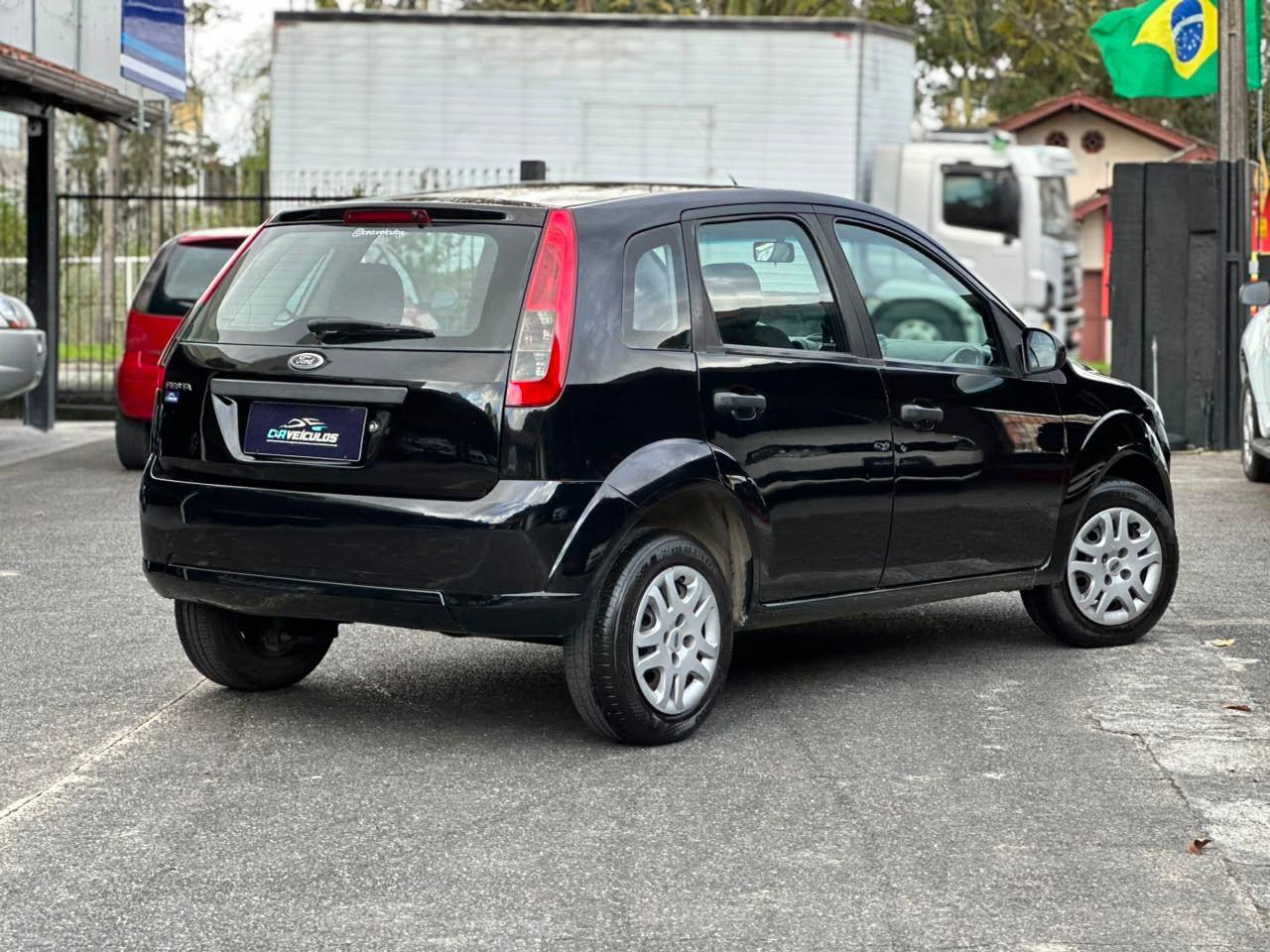Foto numero 8 do veiculo Ford Fiesta 1.0 8V Flex/Class 1.0 8V Flex 5p  - Preta - 2012/2013