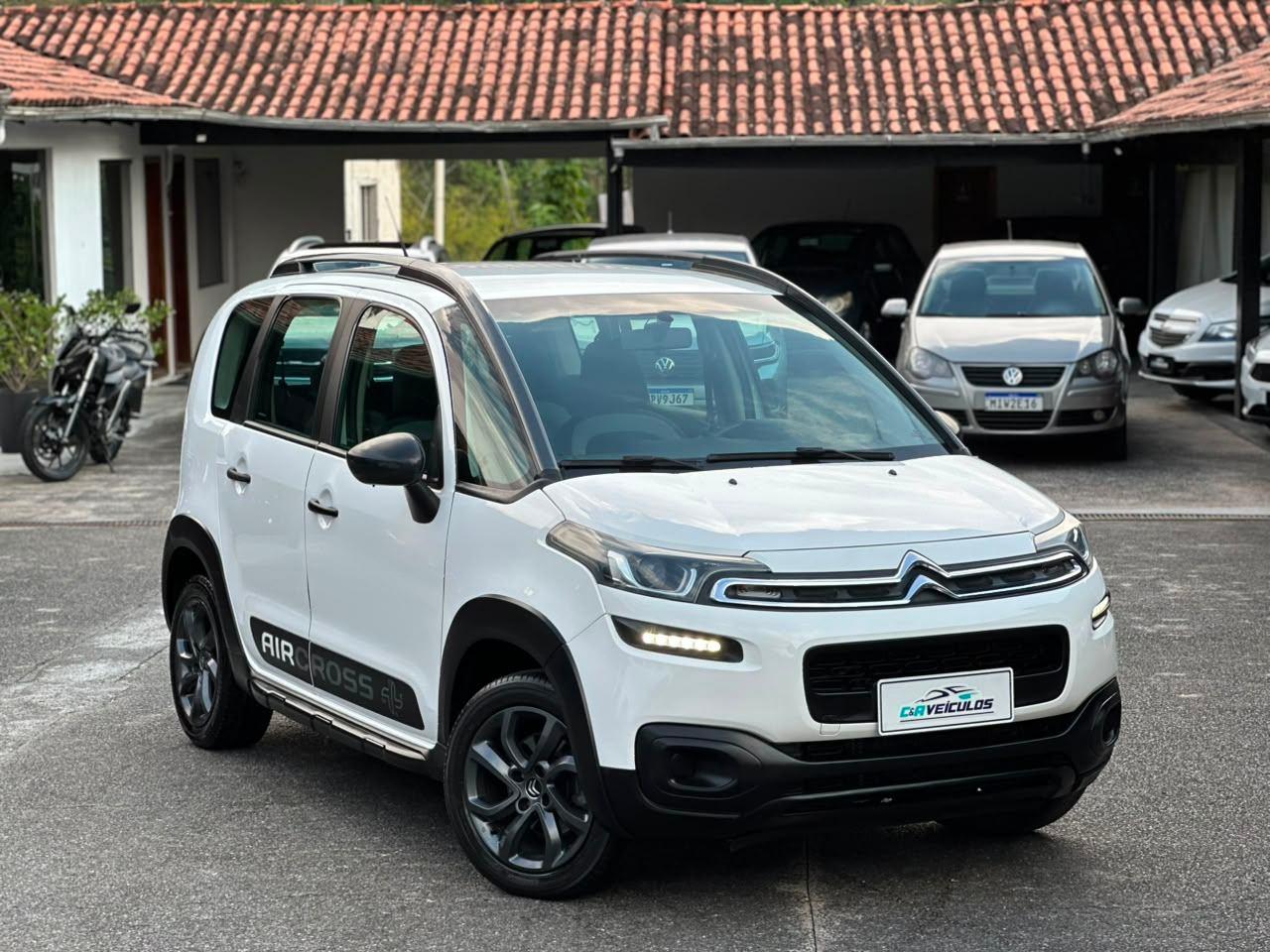 Foto numero 1 do veiculo Citroën AirCross BUSINESS 1.6 Flex 16V 5p Mec.  - Branca - 2016/2017