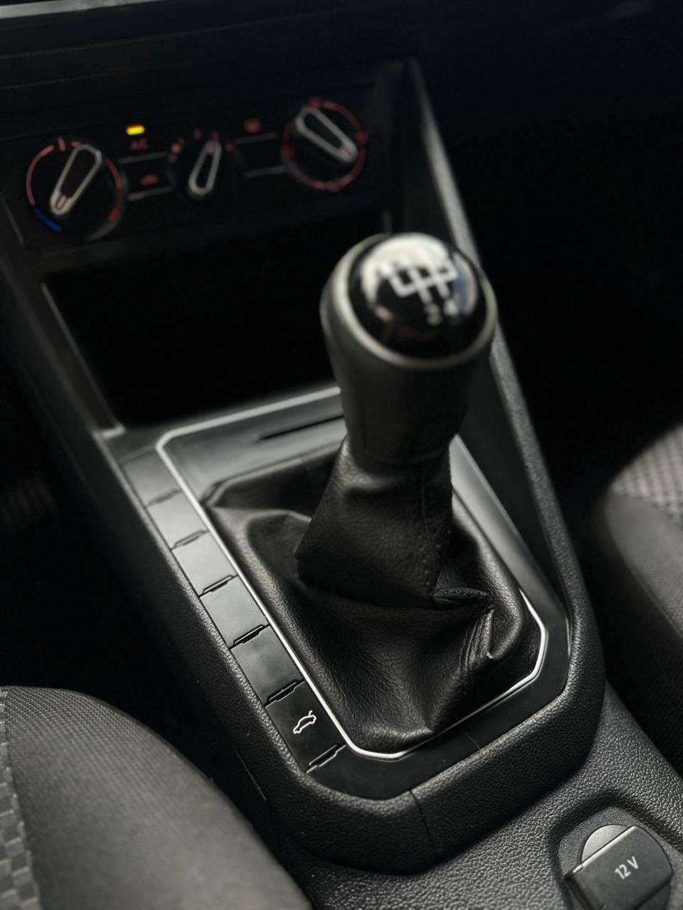 Foto numero 17 do veiculo Volkswagen Polo W/ MCA - Prata - 2019/2020