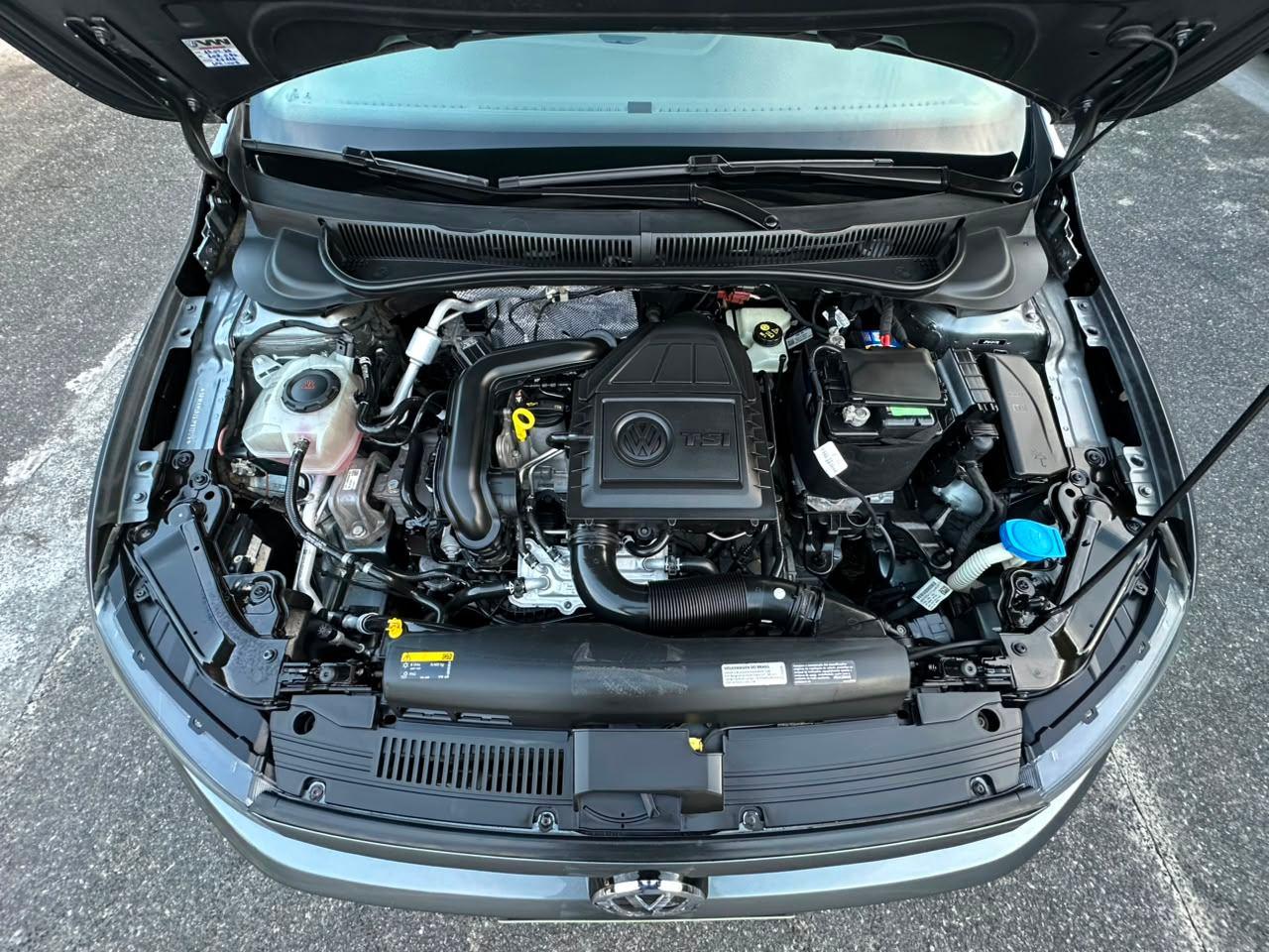 Foto numero 17 do veiculo Volkswagen Polo Comfort. 200 TSI 1.0 Flex 12V Aut. - Cinza - 2017/2018
