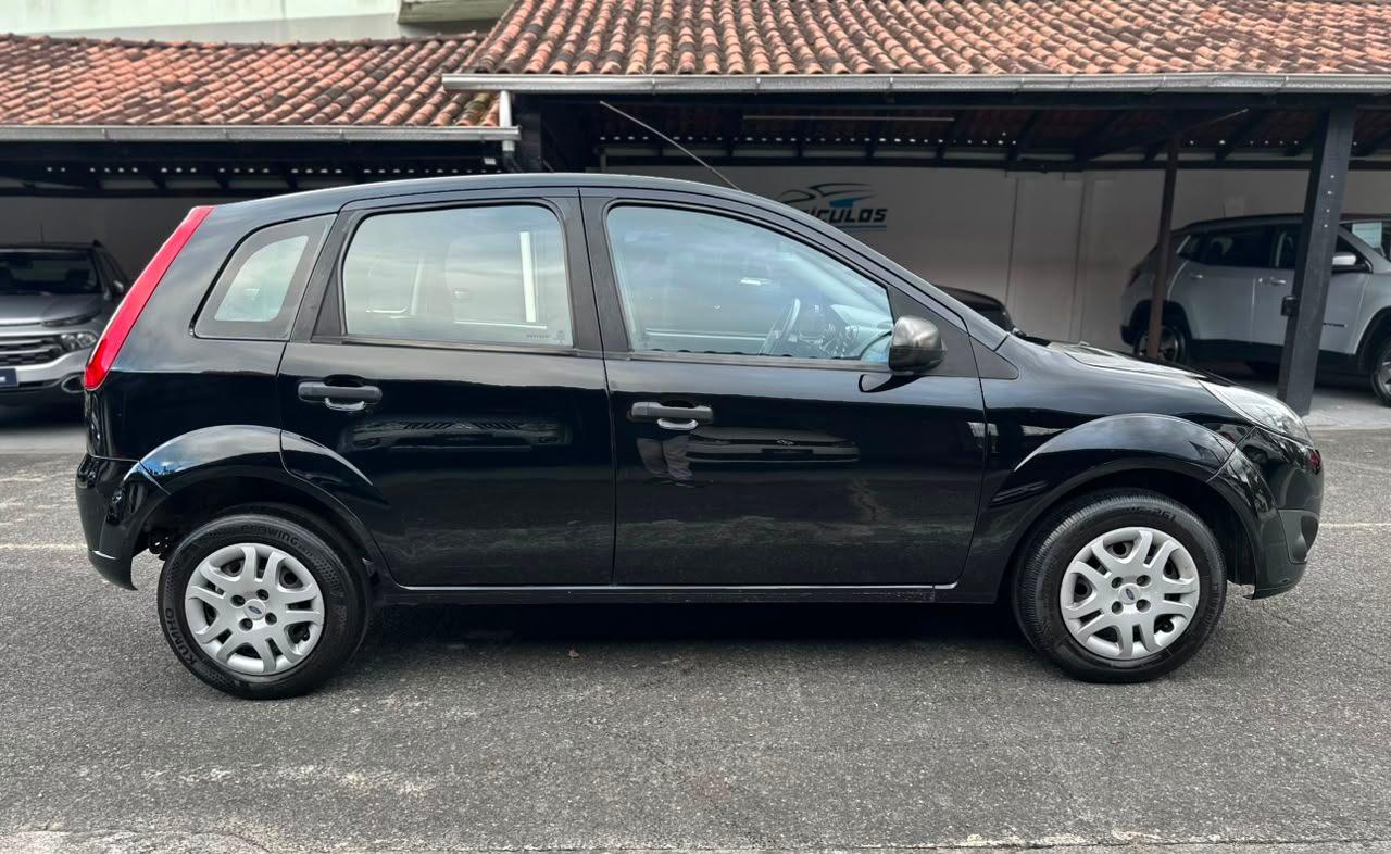 Foto numero 13 do veiculo Ford Fiesta 1.0 8V Flex/Class 1.0 8V Flex 5p  - Preta - 2012/2013