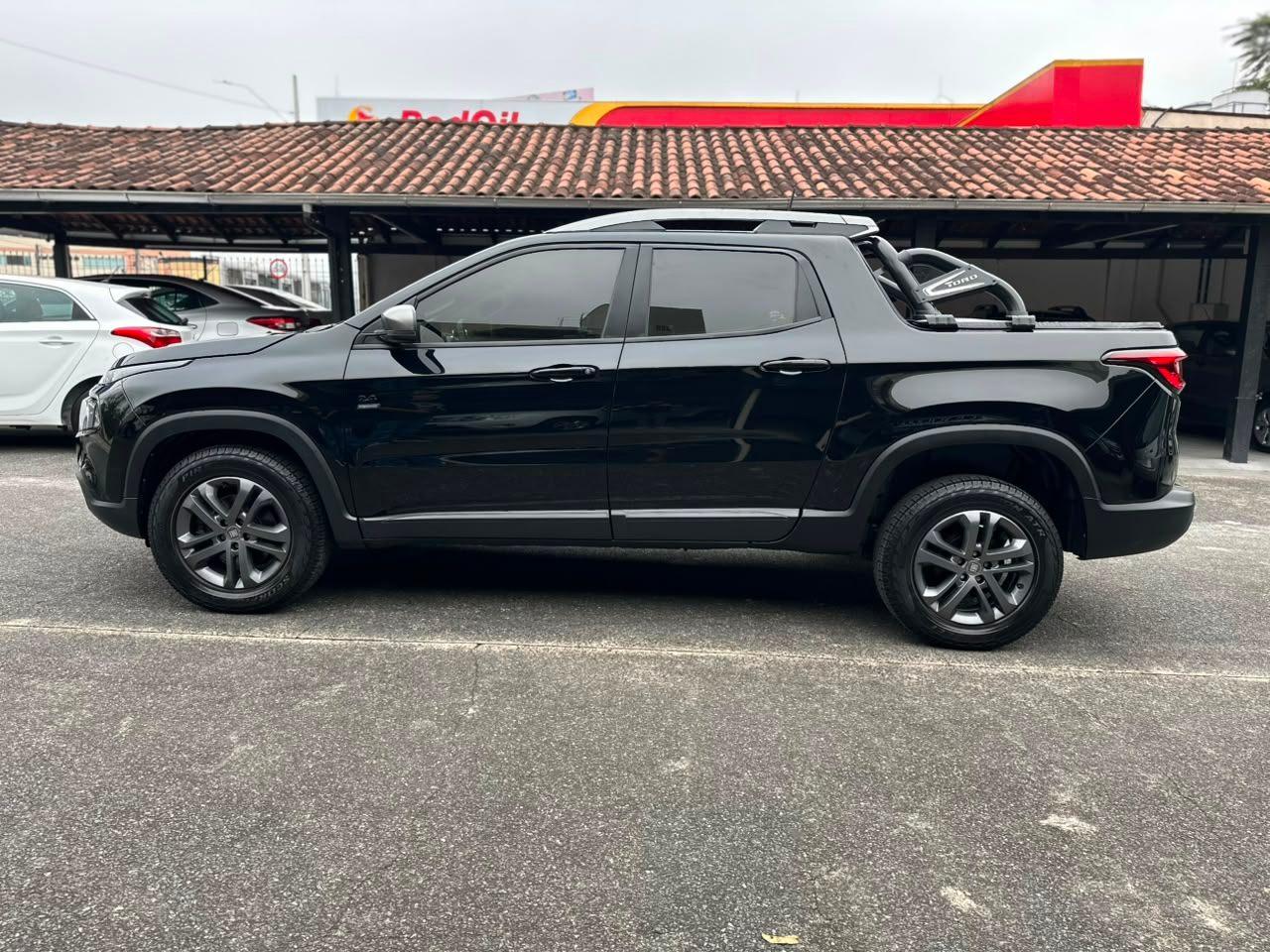 Foto numero 12 do veiculo Fiat Toro Blackjack 2.4 16V flex Aut  - Preta - 2017/2018