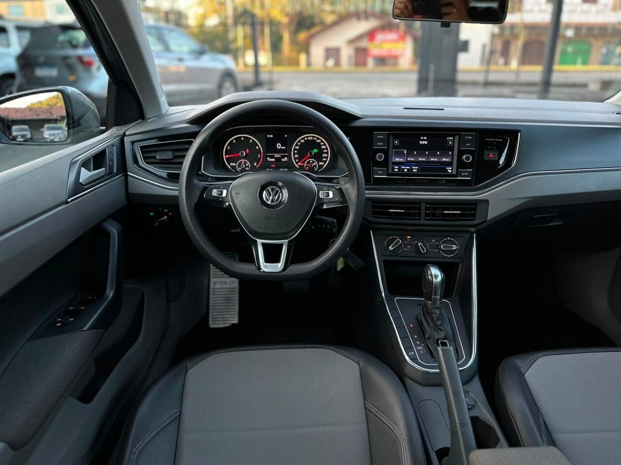 Foto numero 10 do veiculo Volkswagen Polo Comfort. 200 TSI 1.0 Flex 12V Aut. - Cinza - 2017/2018