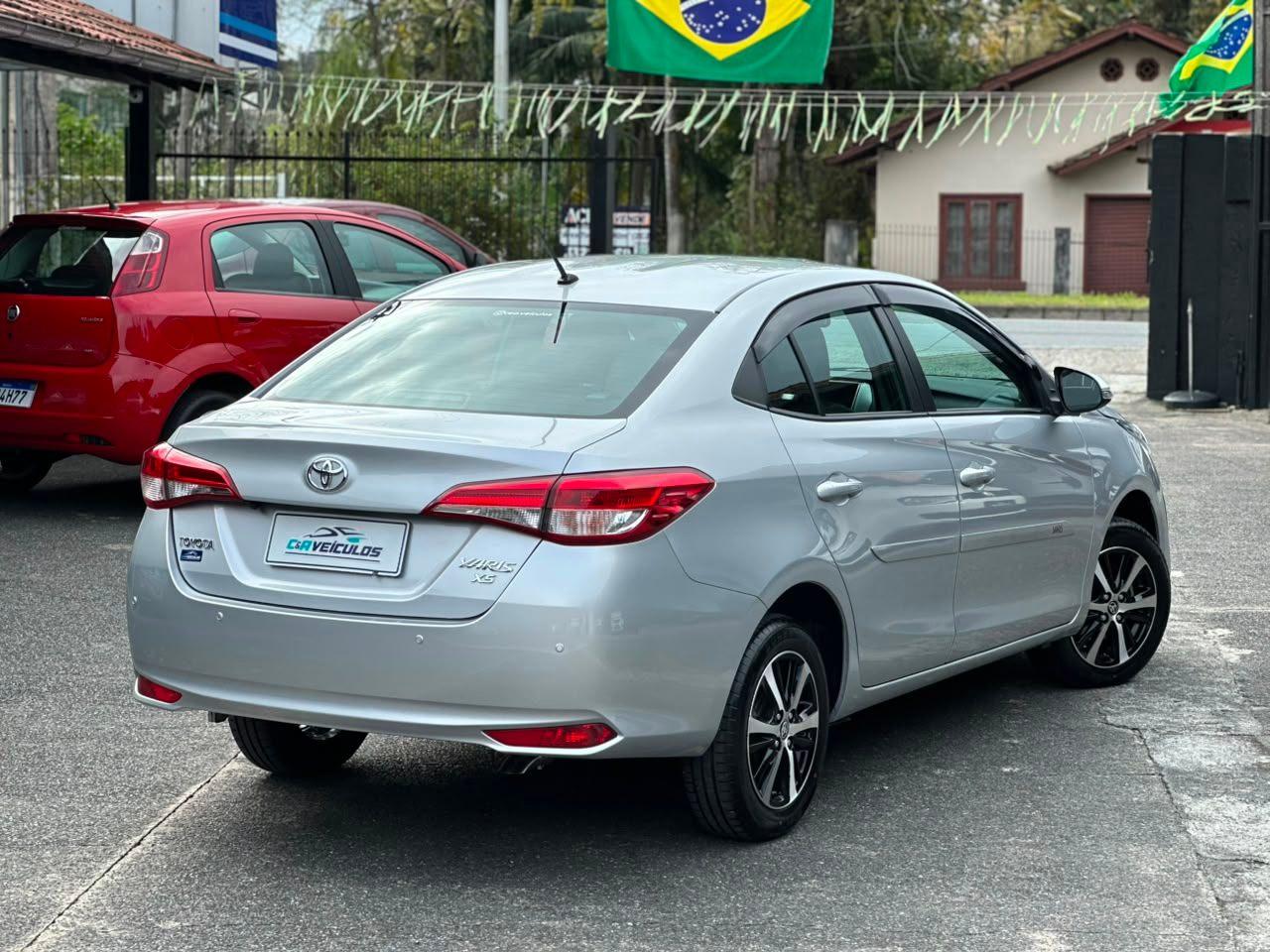 Foto numero 9 do veiculo Toyota Yaris XS Sedan 1.5 Flex 16V 4p Aut.  - Prata - 2019/2019