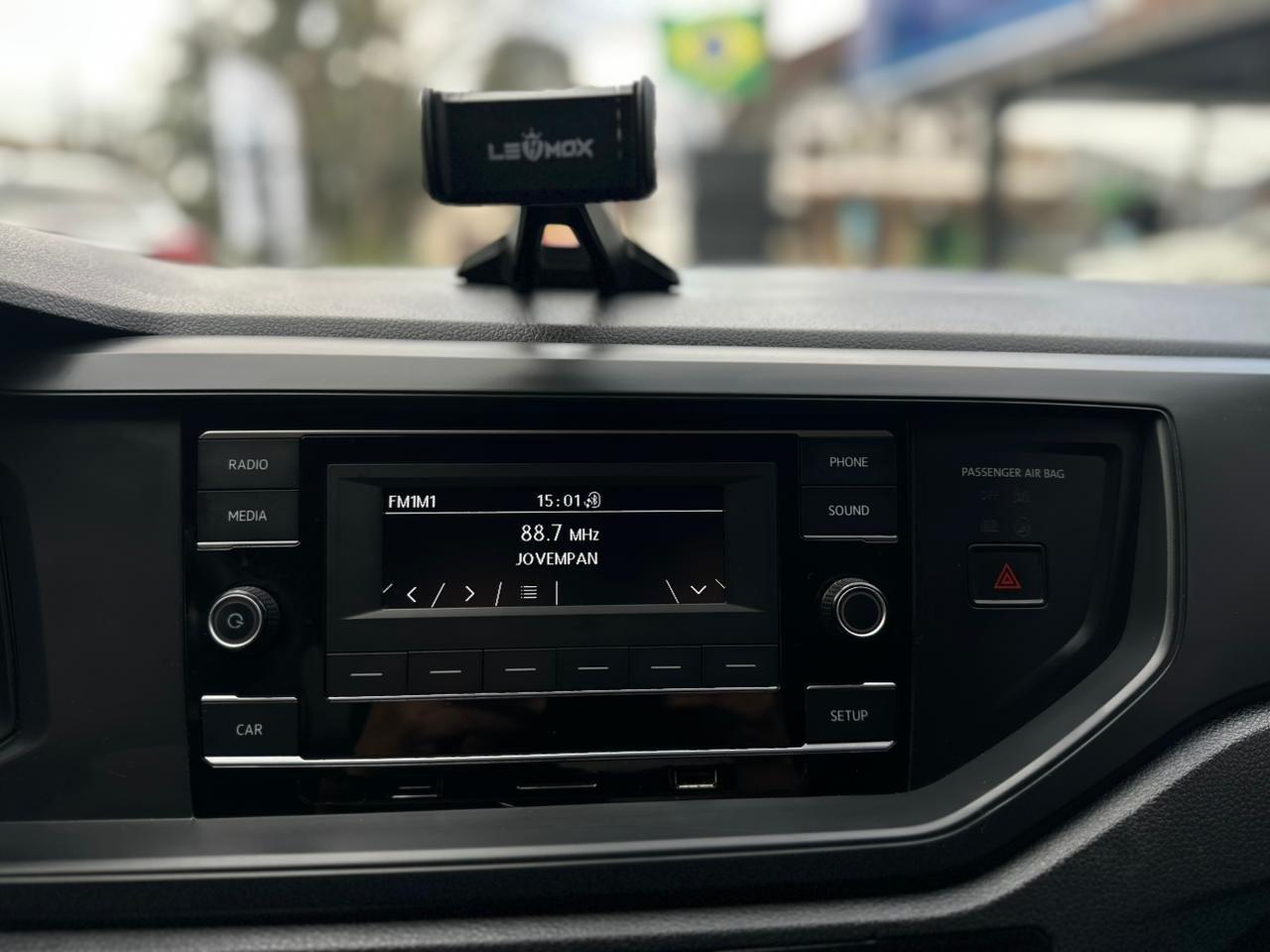 Foto numero 18 do veiculo Volkswagen Polo W/ MCA - Prata - 2019/2020