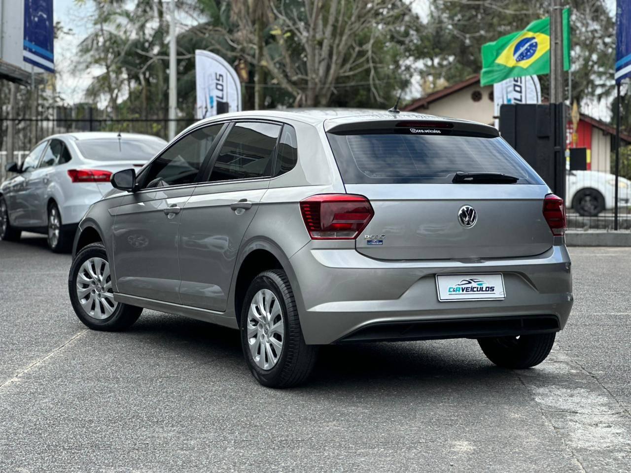 Foto numero 3 do veiculo Volkswagen Polo W/ MCA - Prata - 2019/2020