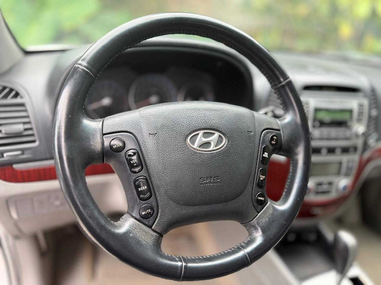 Foto numero 14 do veiculo Hyundai Santa Fe GLS 2.7 V6 4x4TipTronic  - Prata - 2007/2008