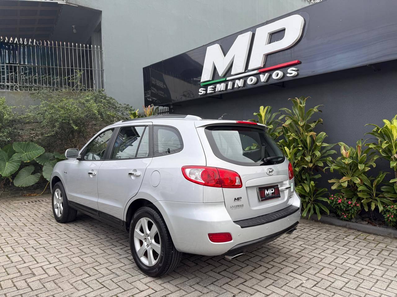 Foto numero 8 do veiculo Hyundai Santa Fe GLS 2.7 V6 4x4TipTronic  - Prata - 2007/2008