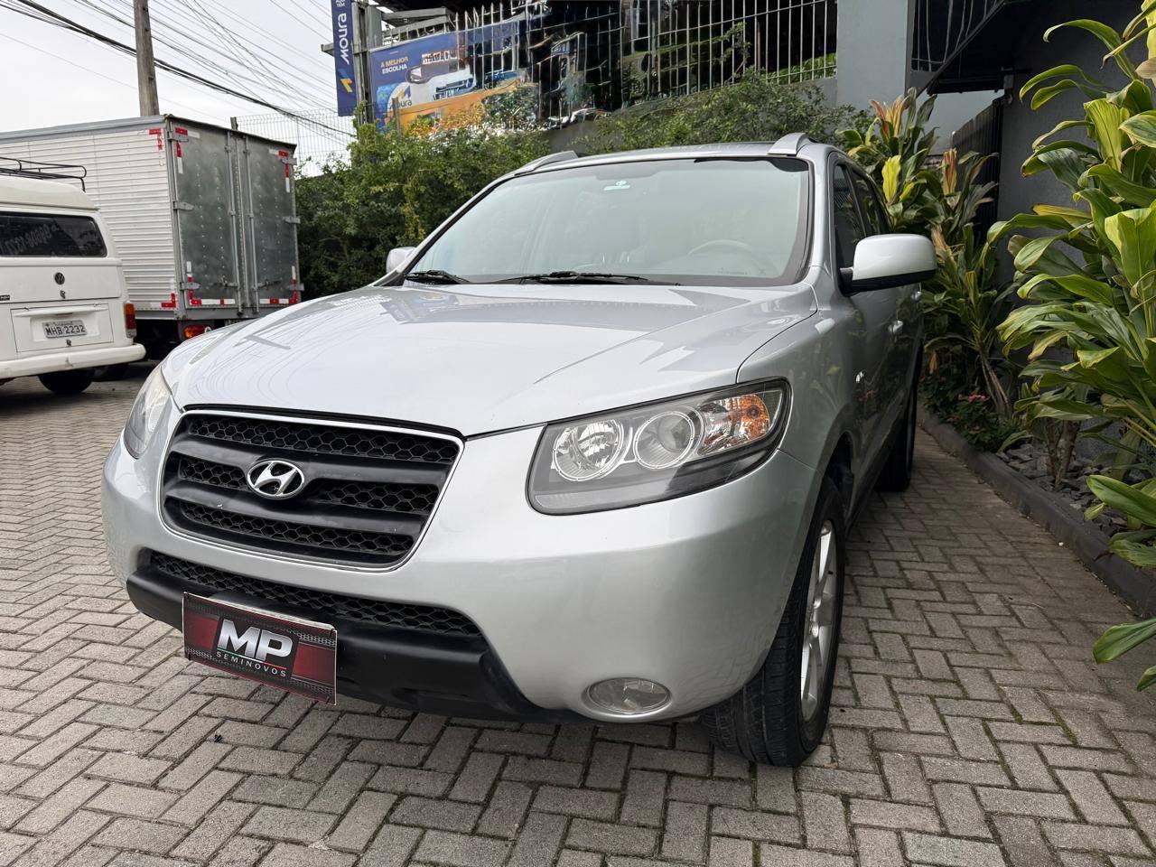 Foto numero 4 do veiculo Hyundai Santa Fe GLS 2.7 V6 4x4TipTronic  - Prata - 2007/2008