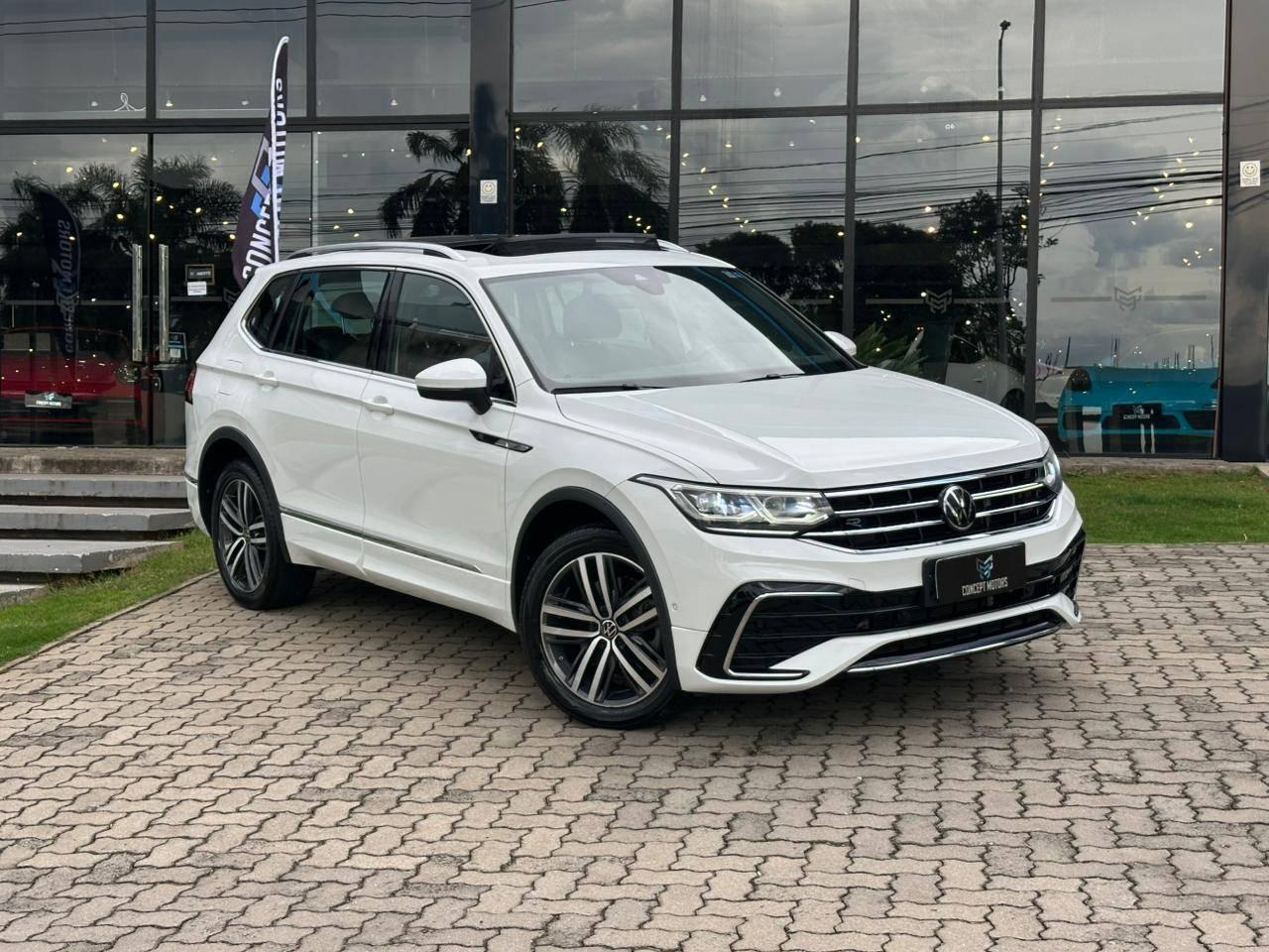 Foto numero 1 do veiculo Volkswagen Tiguan Allspac R-Line 300 TSI 2.0  - Branca - 2024/2024