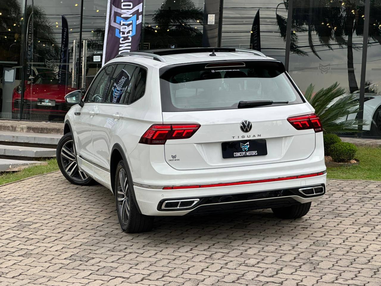 Foto numero 17 do veiculo Volkswagen Tiguan Allspac R-Line 300 TSI 2.0  - Branca - 2024/2024