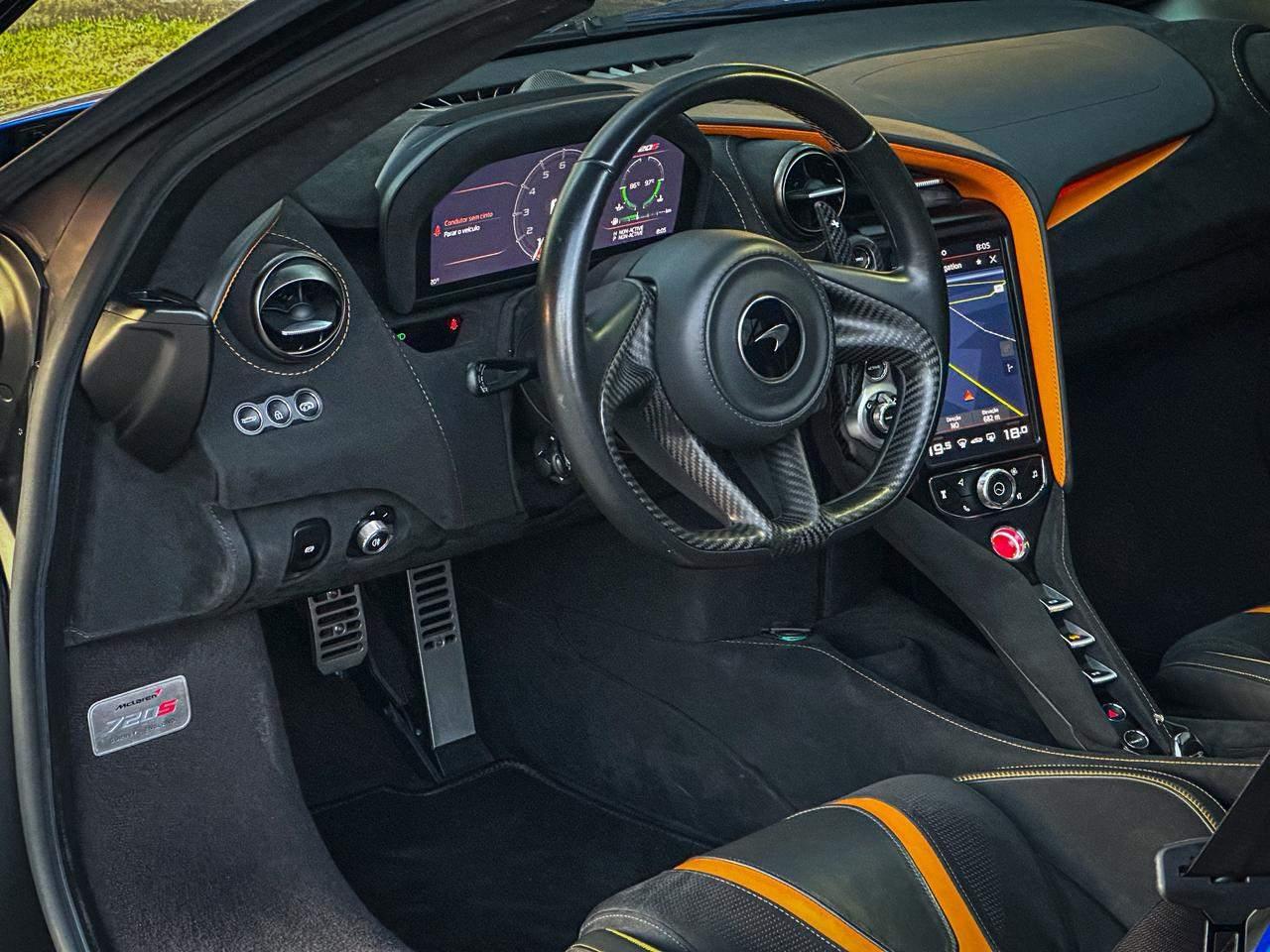 Foto numero 7 do veiculo Mclaren 720S Coupe 4.0 Bi-Turbo V8 2p  - Azul - 2018/2019