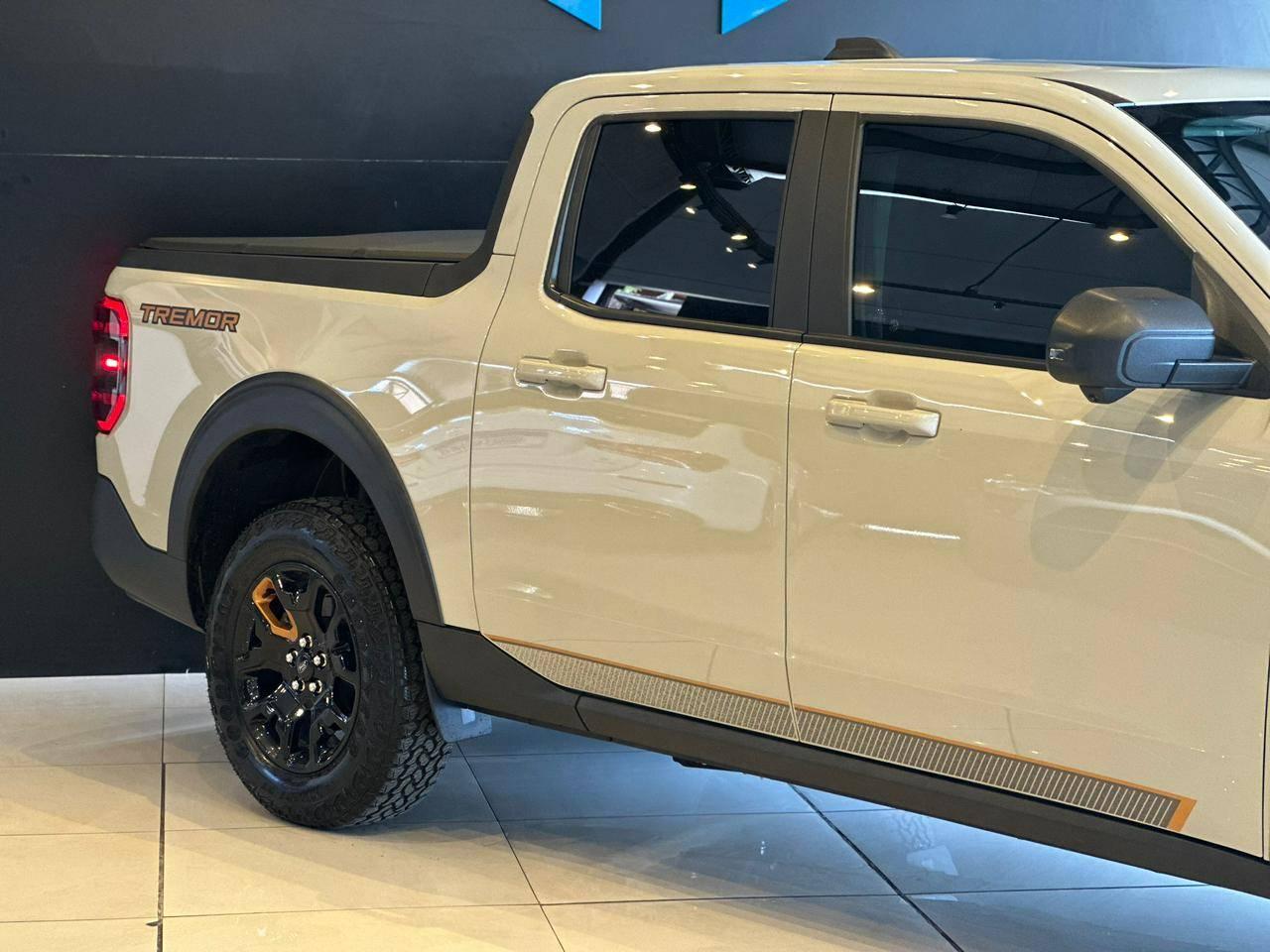 Foto numero 4 do veiculo Ford Maverick Tremor 2.0 EcoBoost 4WD Aut. - Branca - 2025/2025