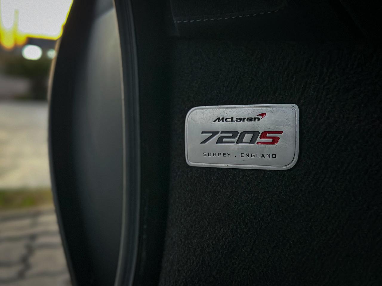 Foto numero 13 do veiculo Mclaren 720S Coupe 4.0 Bi-Turbo V8 2p  - Azul - 2018/2019