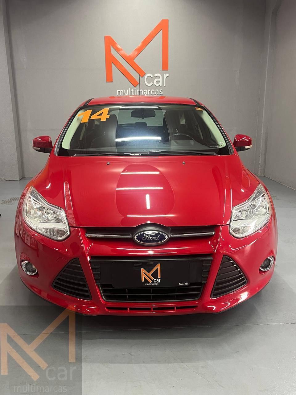 Foto numero 1 do veiculo Ford Focus I/  SE AT 2.0 H - Vermelha - 2013/2014