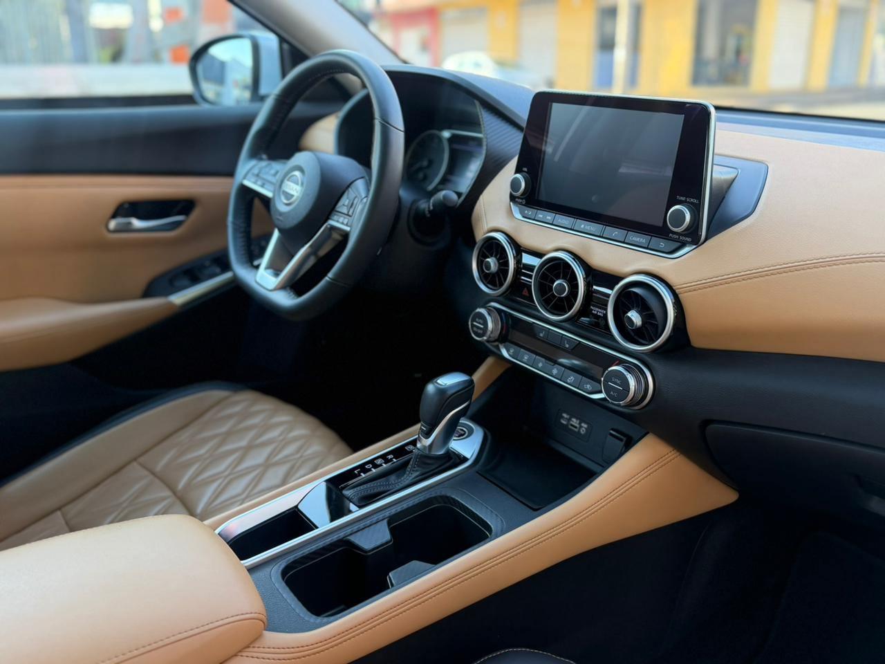 Foto numero 3 do veiculo Nissan Sentra /  EXC CVT - Prata - 2023/2023