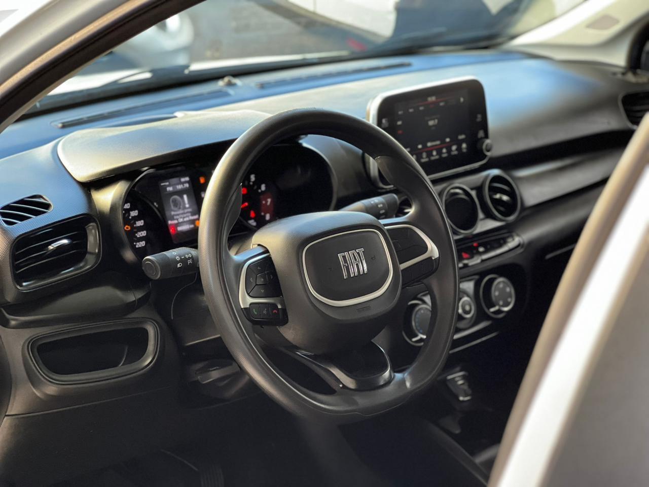 Foto numero 2 do veiculo Fiat Cronos DRIVE 1.3 8V Flex  - Branca - 2022/2023