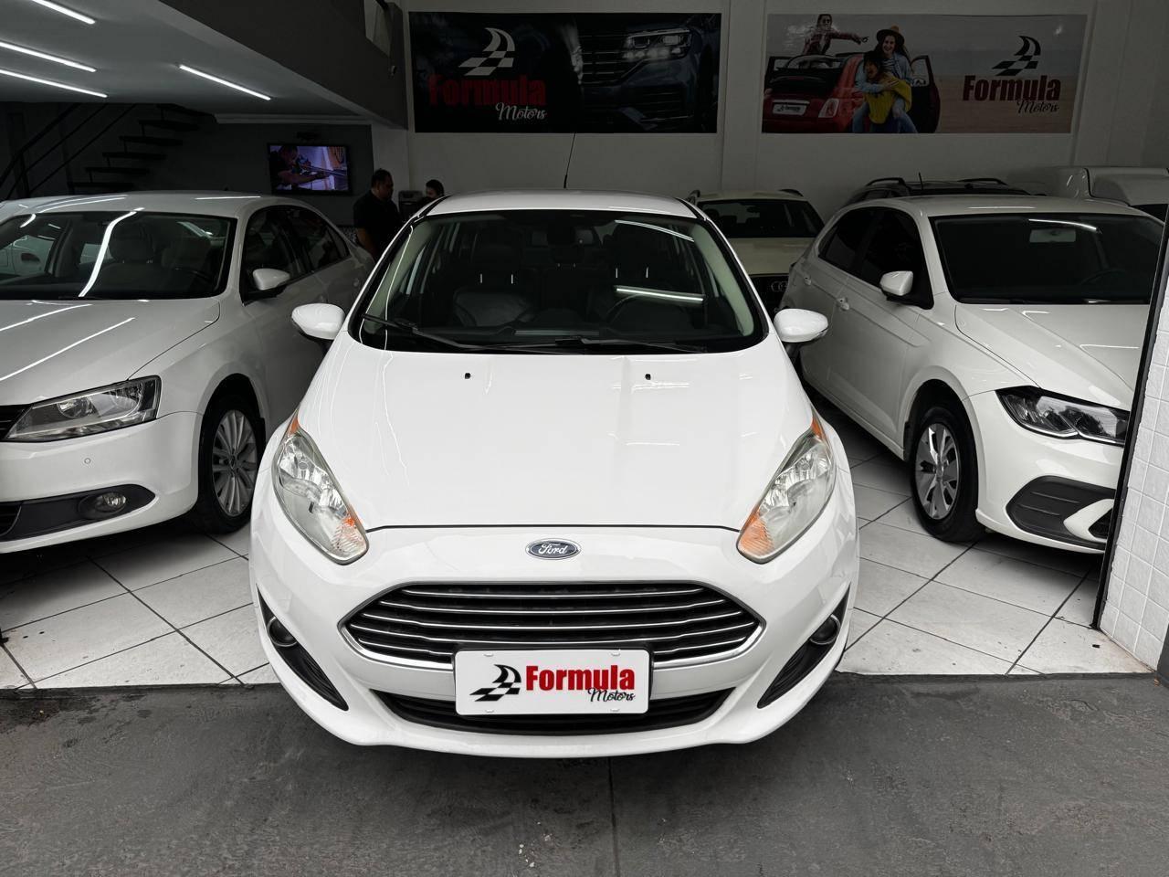 Foto numero 15 do veiculo Ford Fiesta Sed. TI./TI.Plus1.6 16V Flex Aut.  - Branca - 2014/2014
