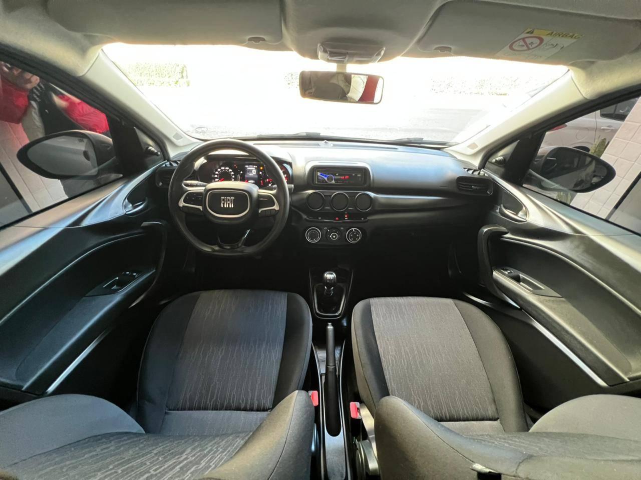 Foto numero 3 do veiculo Fiat Argo 1.0 - Prata - 2025/2025