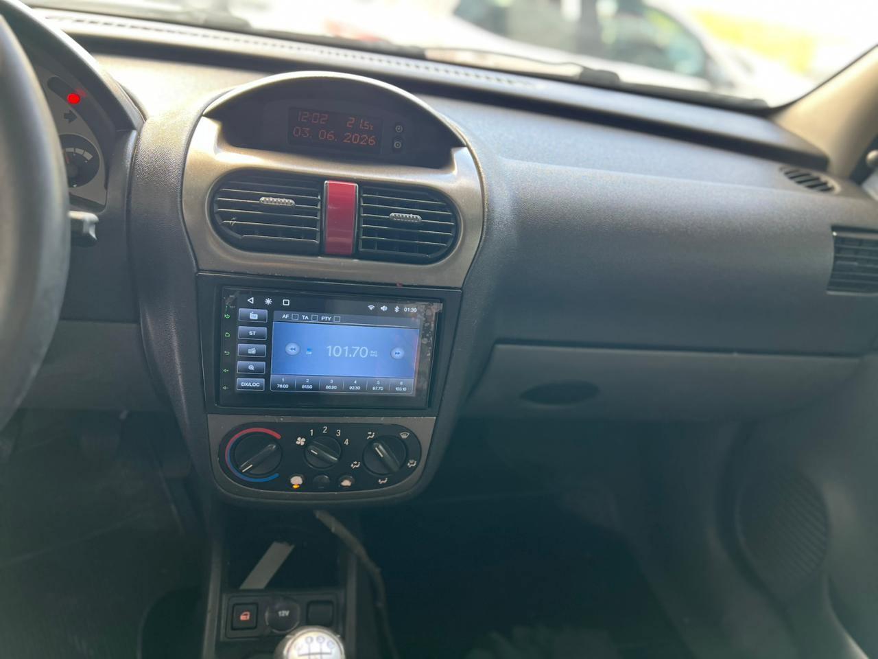 Foto numero 8 do veiculo Chevrolet Montana  Sport 1.8 MPFI FlexPower 8V  - Vermelha - 2004/2005
