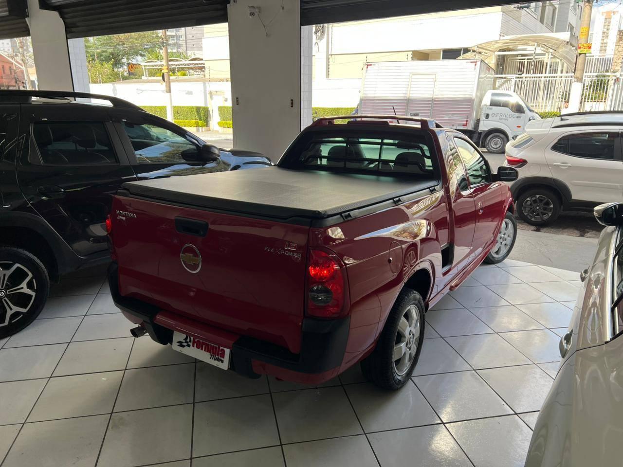 Foto numero 1 do veiculo Chevrolet Montana  Sport 1.8 MPFI FlexPower 8V  - Vermelha - 2004/2005