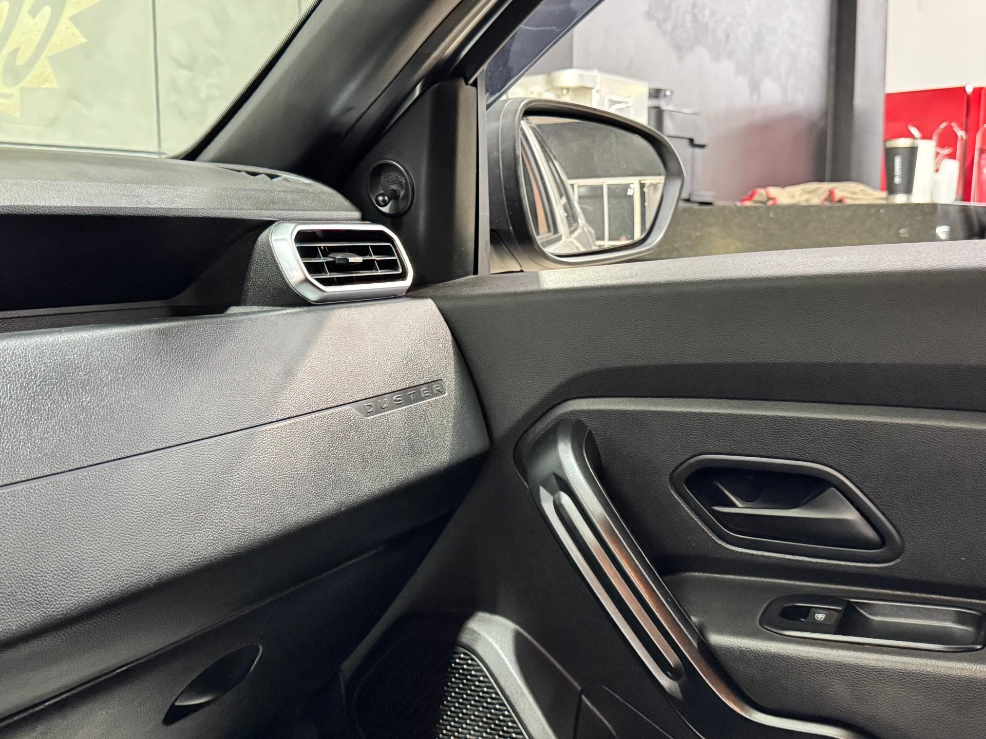 Foto numero 13 do veiculo Renault Duster Zen 1.6 16V Flex Aut.  - Prata - 2020/2021