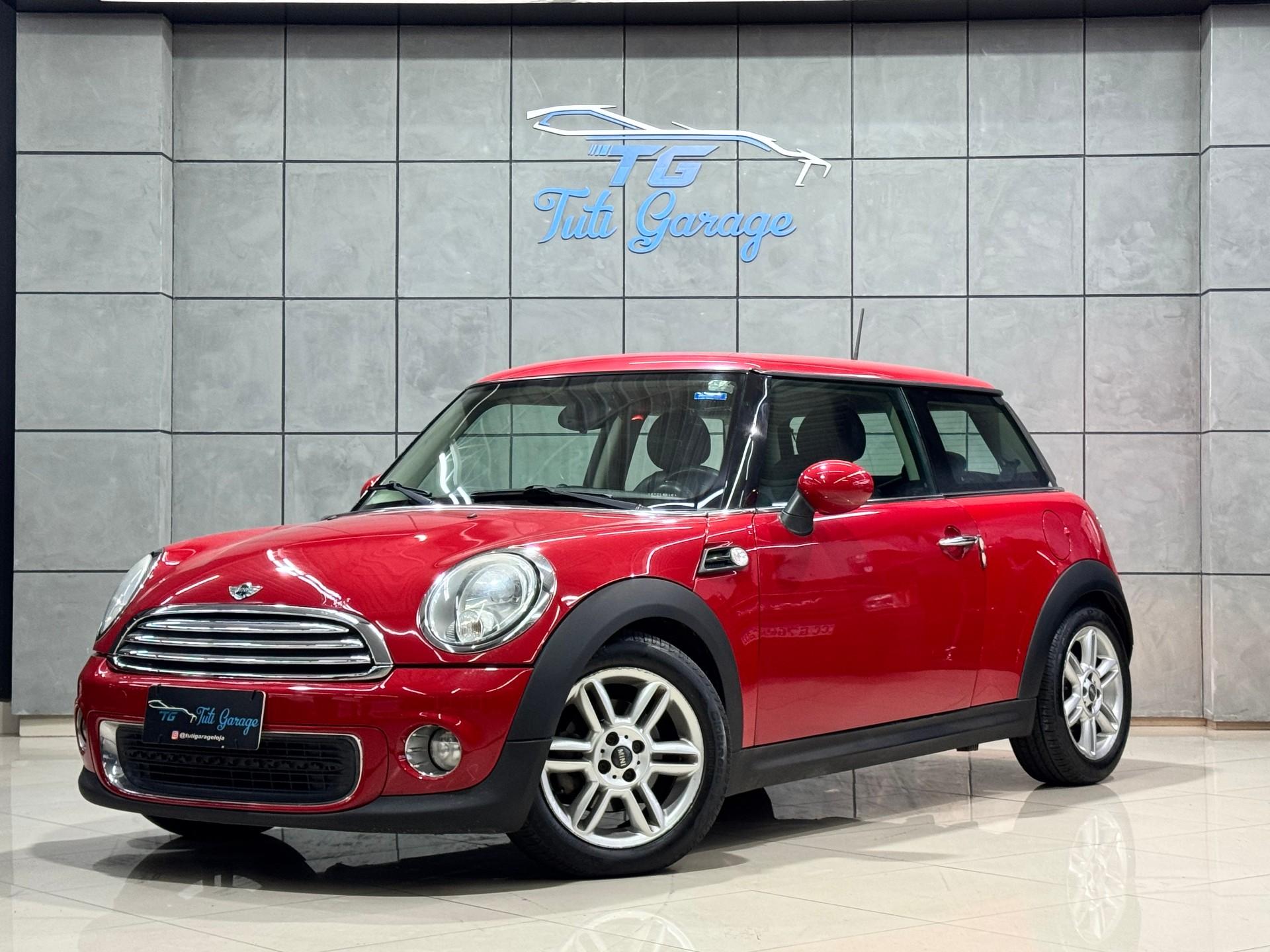 Foto numero 2 do veiculo Mini Cooper 1.6 Aut.  - Vermelha - 2010/2011