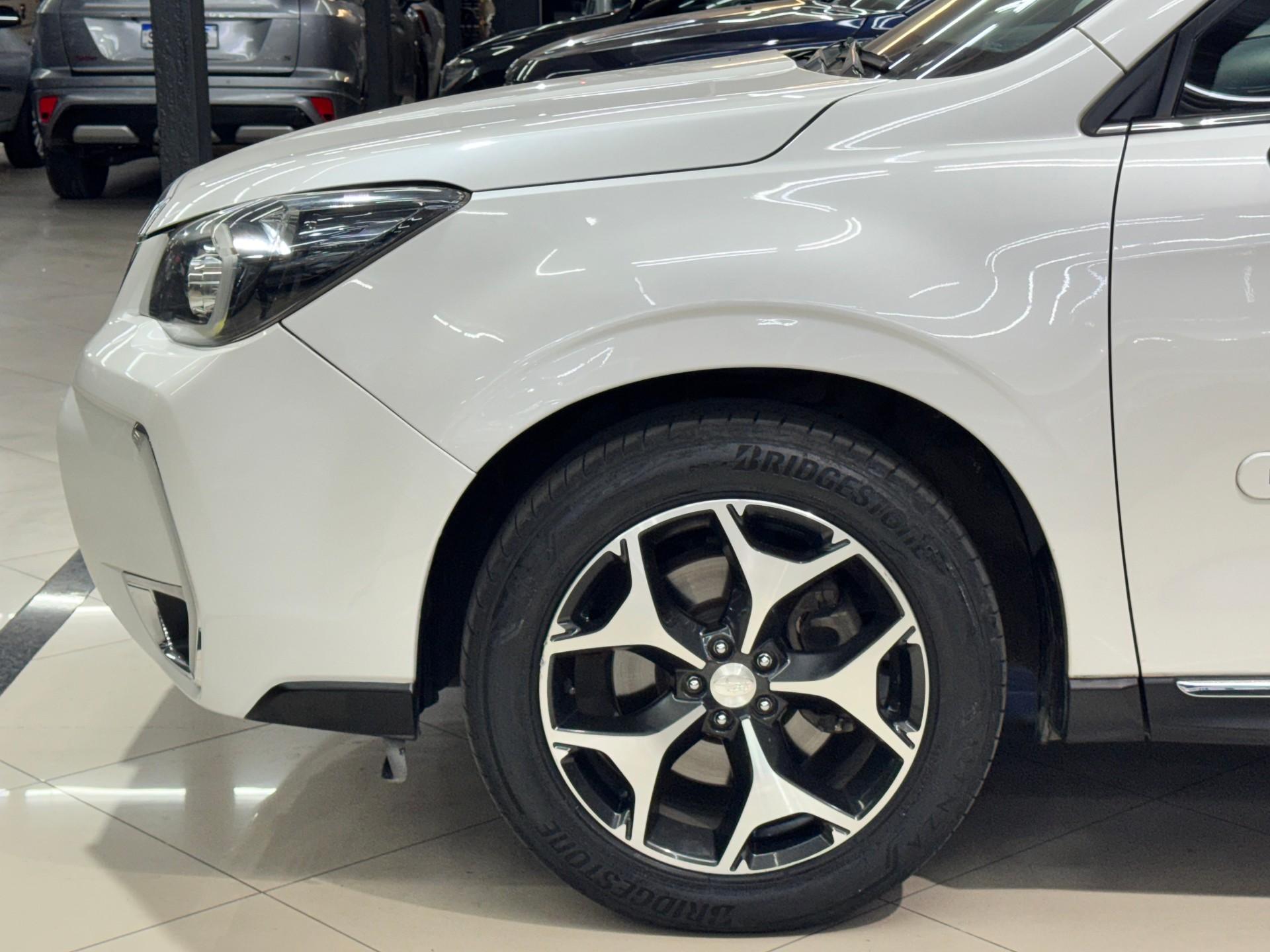 Foto numero 6 do veiculo Subaru Forester XT 2.0 16V 4x4 Turbo Aut.  - Branca - 2013/2014