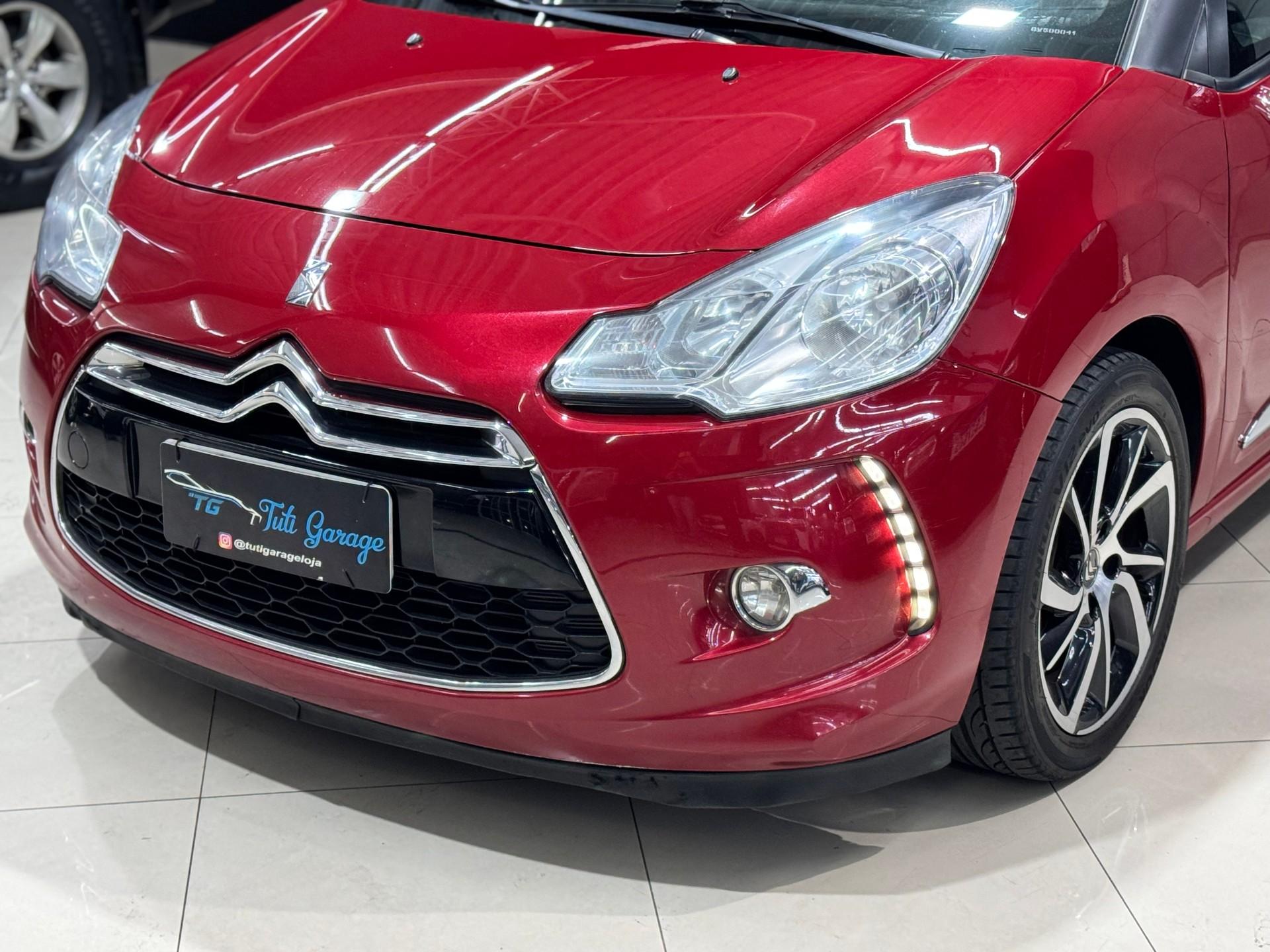 Foto numero 13 do veiculo Citroën DS3 Sport Chic 1.6 TB 16V 3p Mec.  - Vermelha - 2015/2016