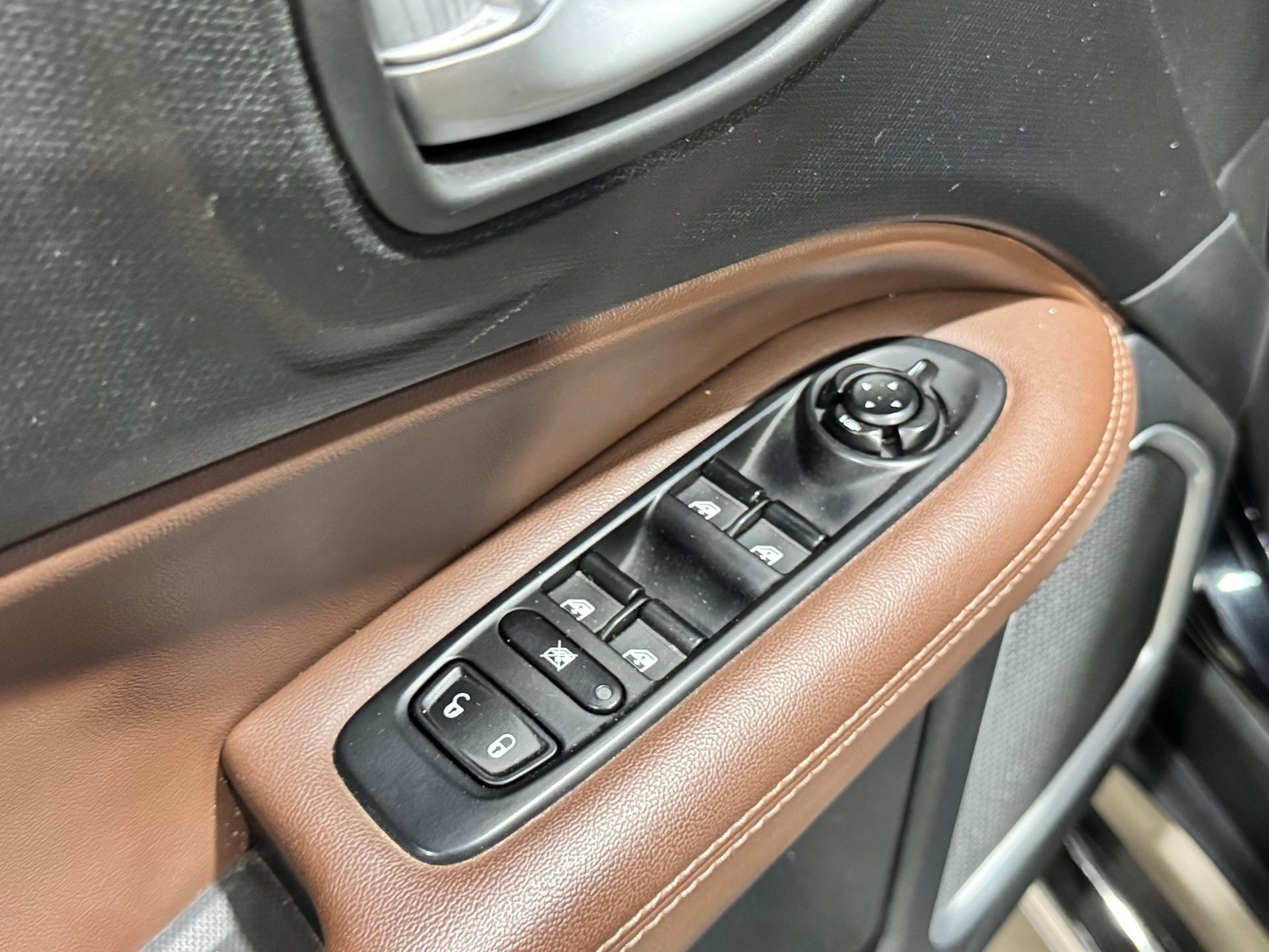 Foto numero 12 do veiculo Fiat Toro Ranch 2.0 16V 4x4 TB Diesel Aut.  - Preta - 2024/2024
