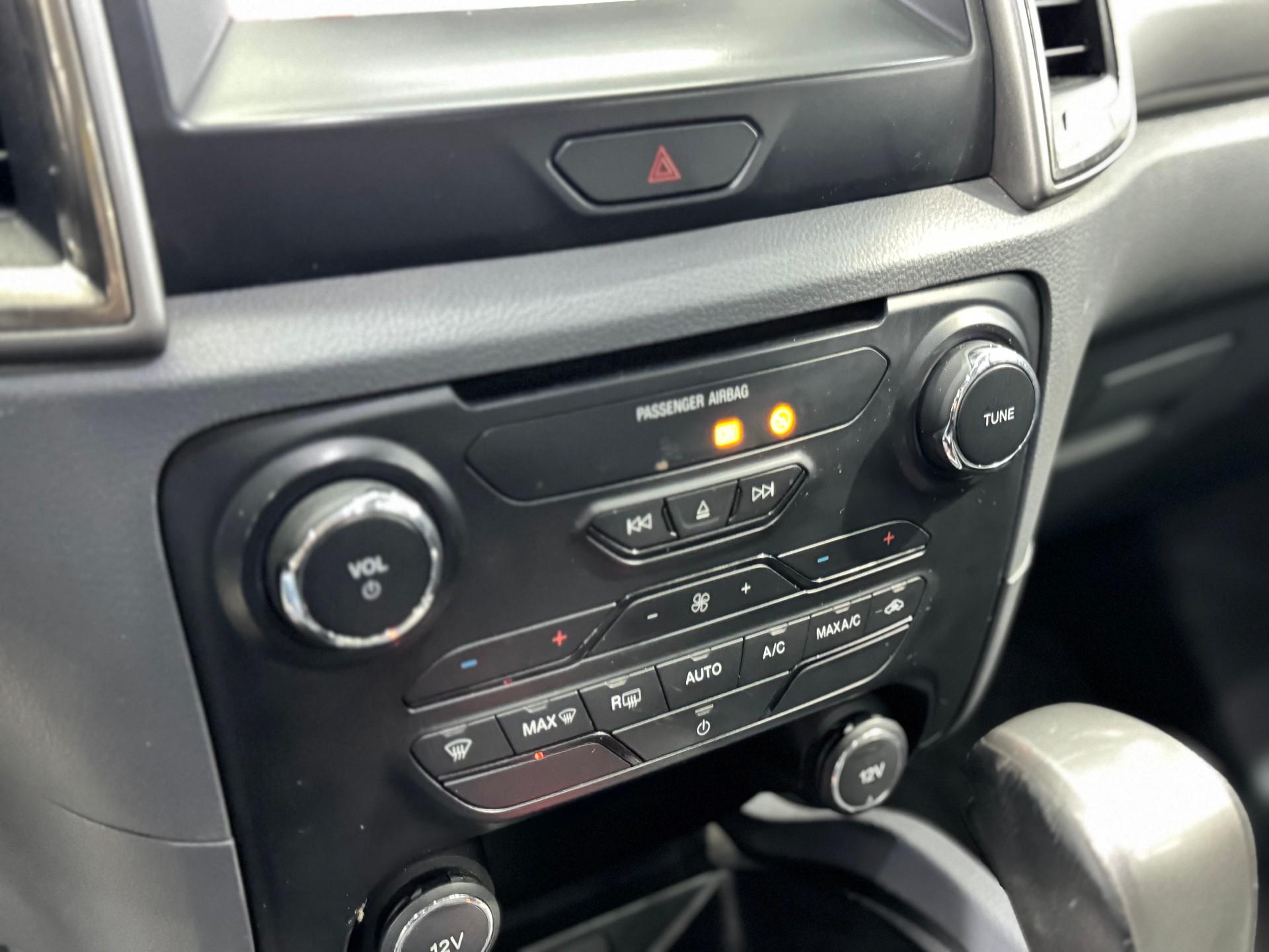 Foto numero 11 do veiculo Ford Ranger XLT 3.2 20V 4x4 CD Diesel Aut.  - Cinza - 2017/2018