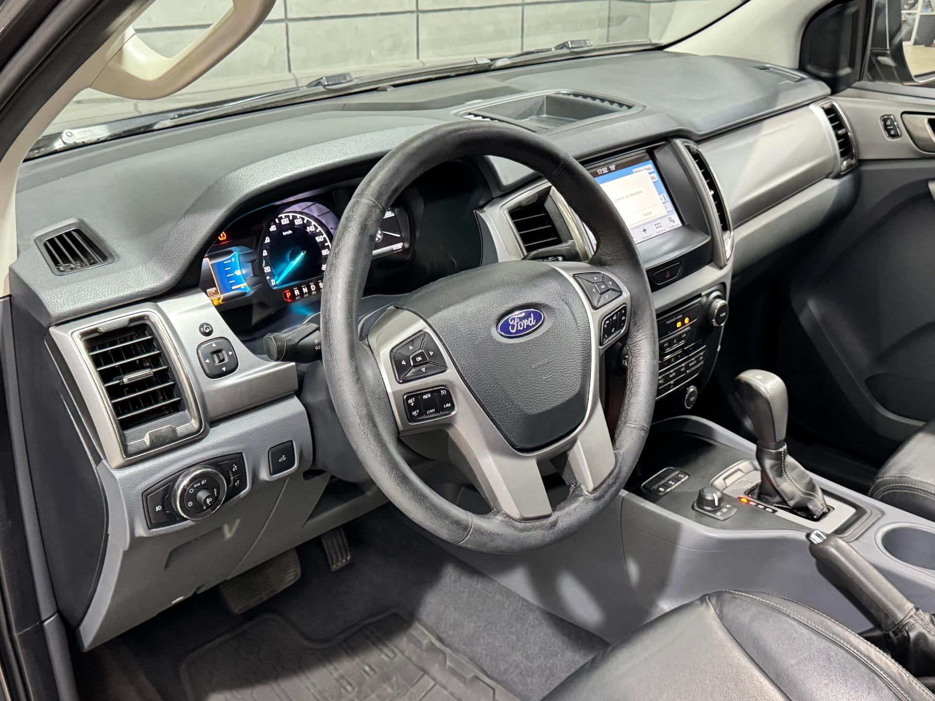 Foto numero 5 do veiculo Ford Ranger XLT 3.2 20V 4x4 CD Diesel Aut.  - Cinza - 2017/2018