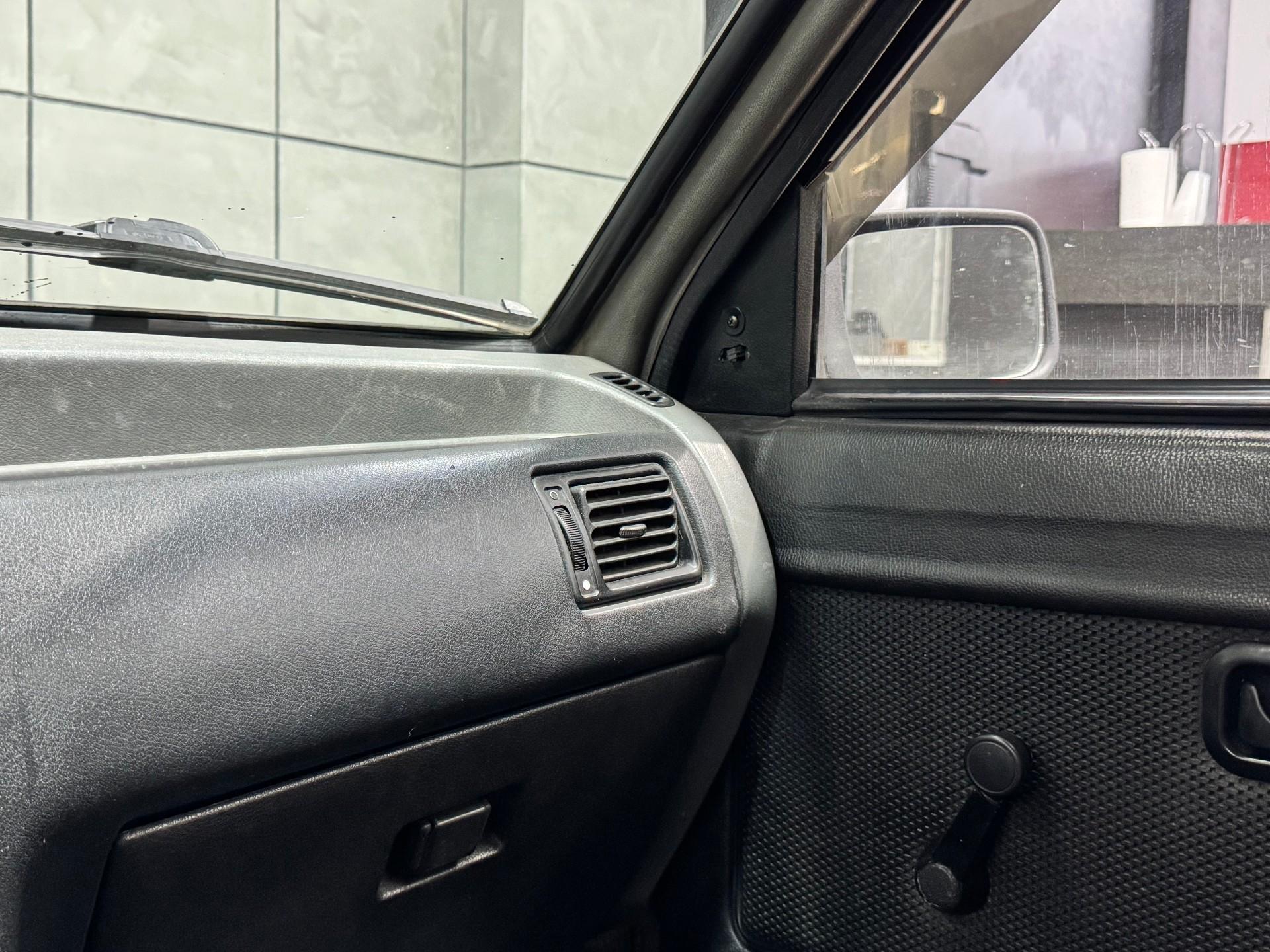 Foto numero 11 do veiculo Ford Escort L/LX 1.6  - Cinza - 1996/1997