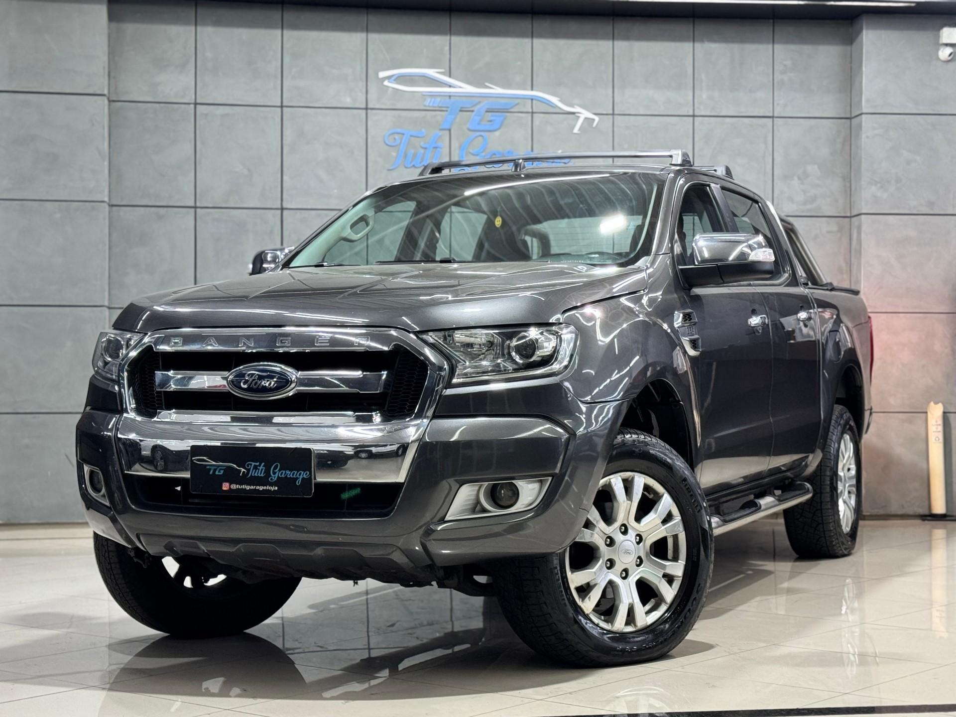 Foto numero 2 do veiculo Ford Ranger XLT 3.2 20V 4x4 CD Diesel Aut.  - Cinza - 2017/2018