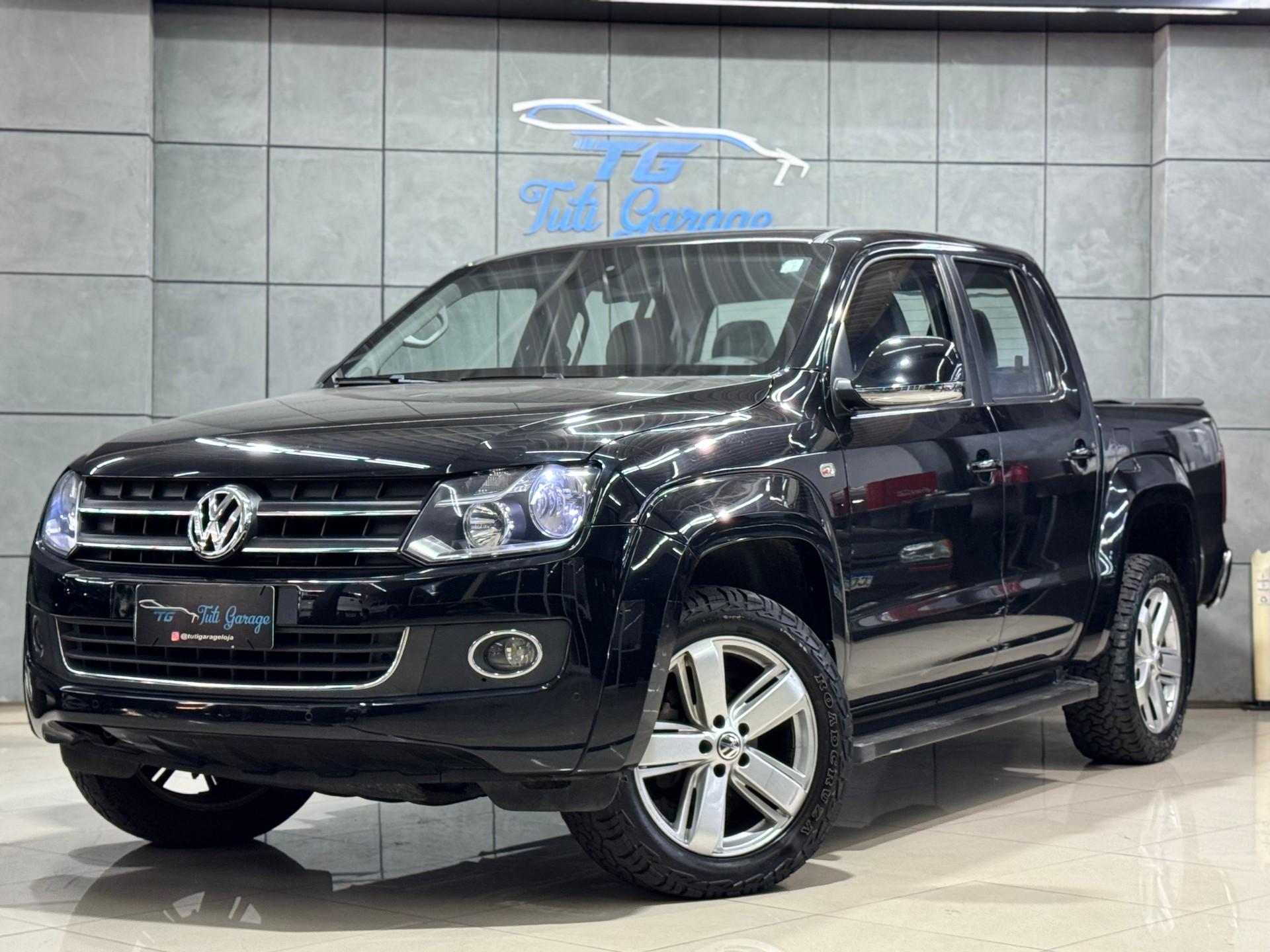 Foto numero 2 do veiculo Volkswagen Amarok Highline CD 2.0 16V TDI 4x4 Dies.  - Preta - 2014/2014