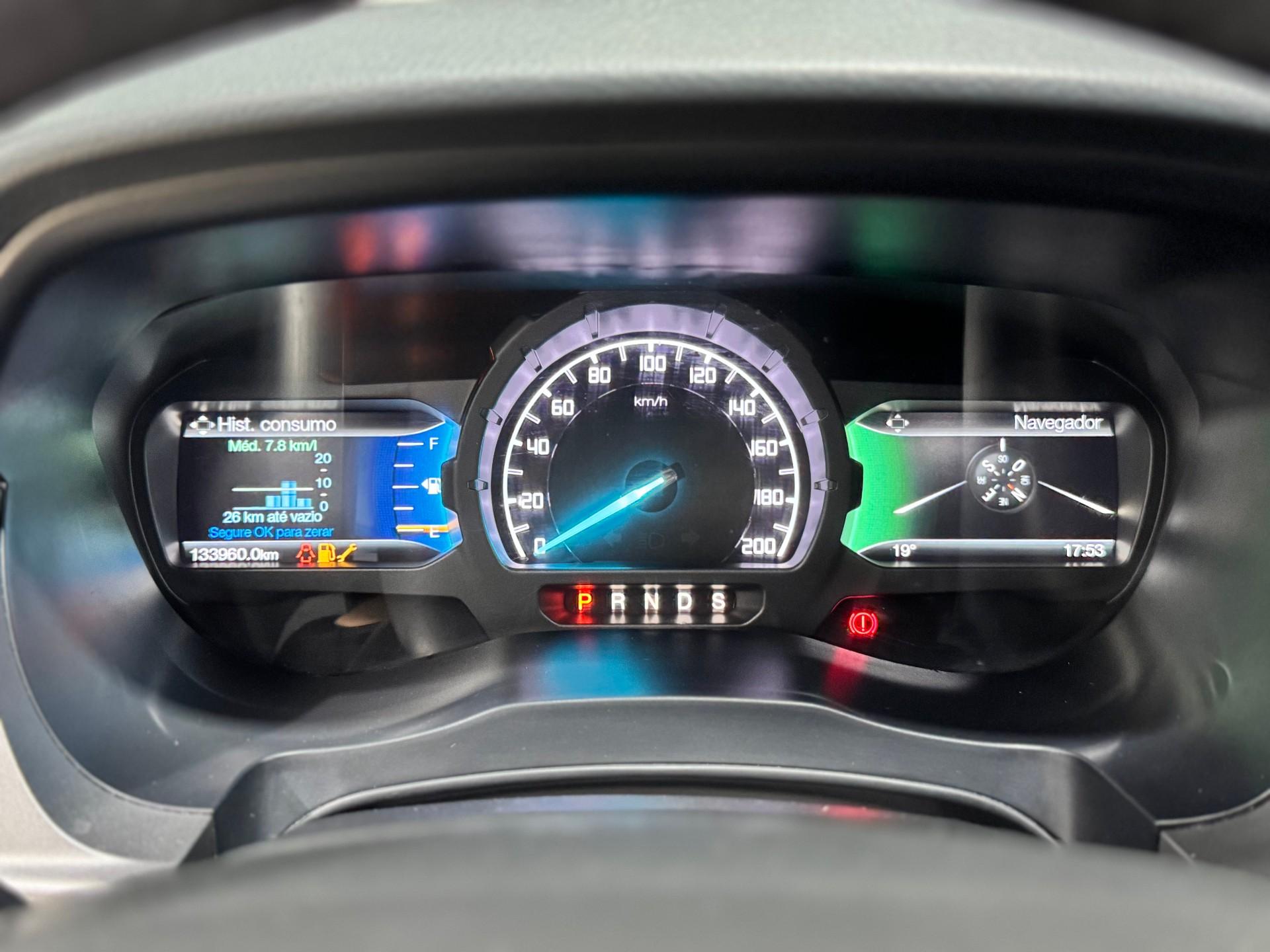 Foto numero 3 do veiculo Ford Ranger XLT 3.2 20V 4x4 CD Diesel Aut.  - Cinza - 2017/2018