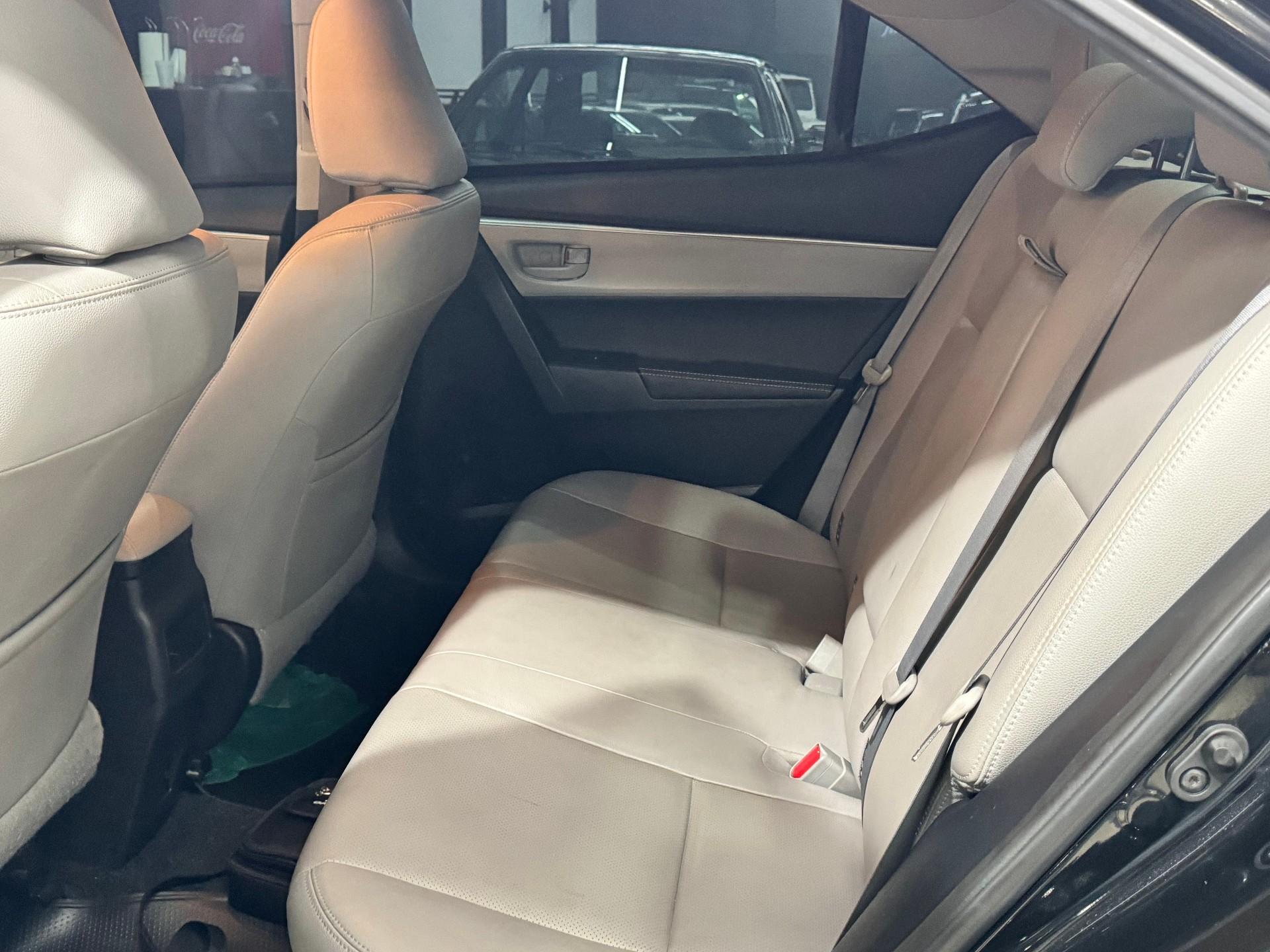 Foto numero 10 do veiculo Toyota Corolla XEi 2.0 Flex 16V Aut.  - Preta - 2015/2016