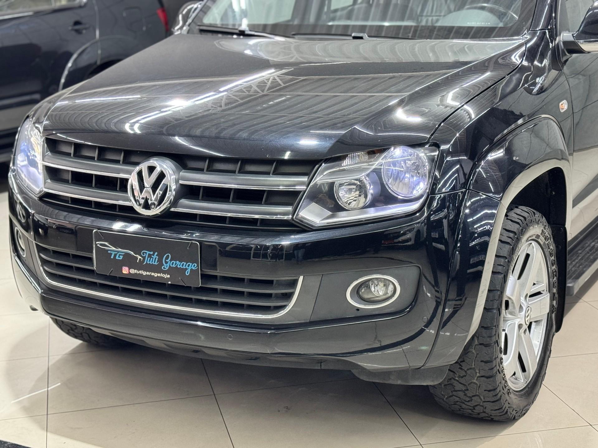 Foto numero 11 do veiculo Volkswagen Amarok Highline CD 2.0 16V TDI 4x4 Dies.  - Preta - 2014/2014