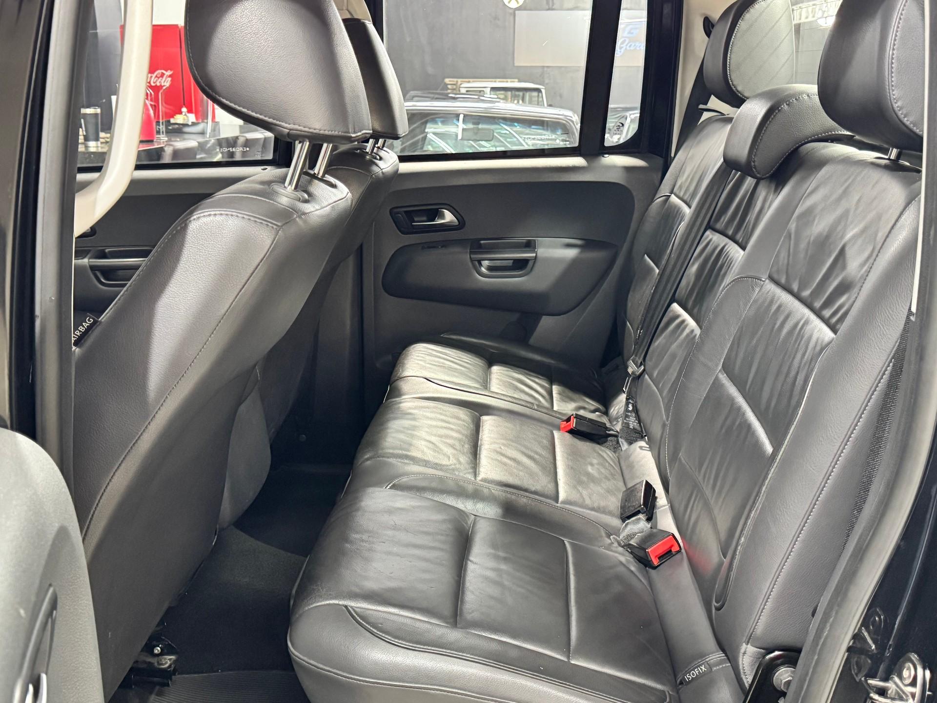 Foto numero 15 do veiculo Volkswagen Amarok Highline CD 2.0 16V TDI 4x4 Dies.  - Preta - 2014/2014