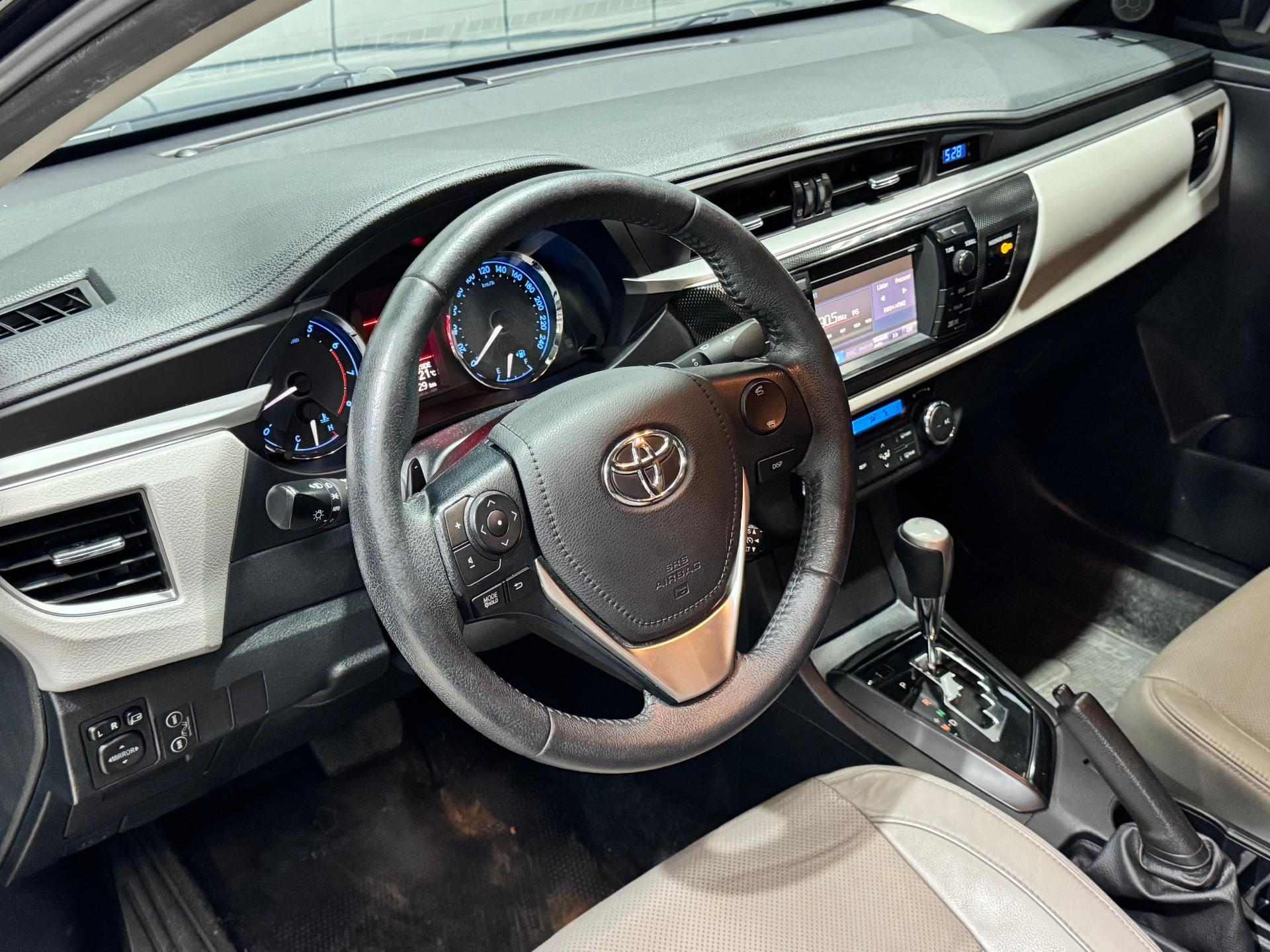 Foto numero 14 do veiculo Toyota Corolla XEi 2.0 Flex 16V Aut.  - Preta - 2015/2016
