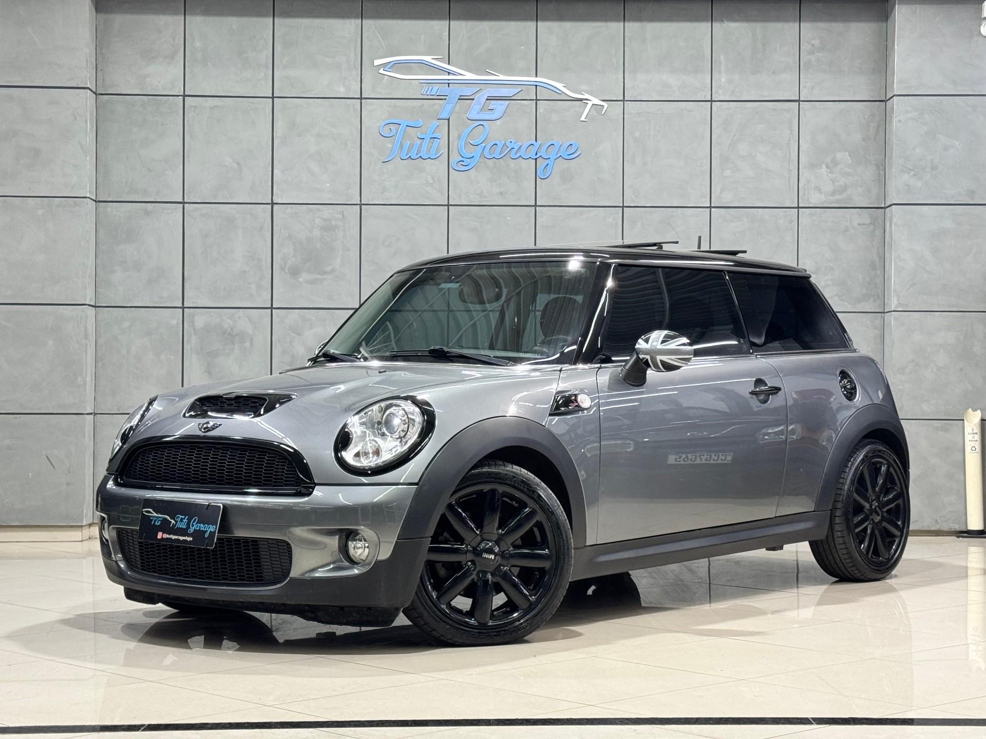 Foto numero 2 do veiculo Mini Cooper S 1.6 Aut.  - Prata - 2009/2010
