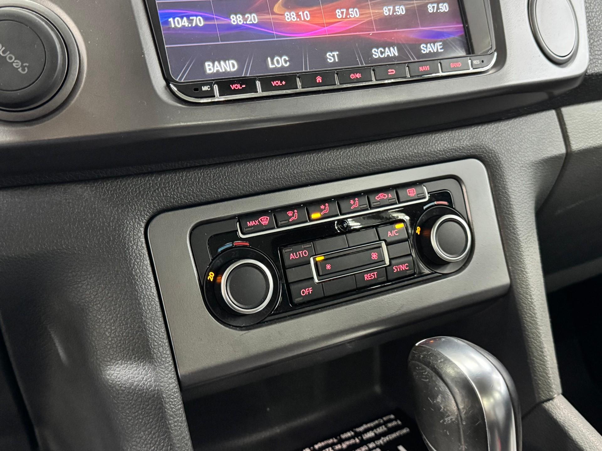 Foto numero 18 do veiculo Volkswagen Amarok Highline CD 2.0 16V TDI 4x4 Dies.  - Preta - 2014/2014