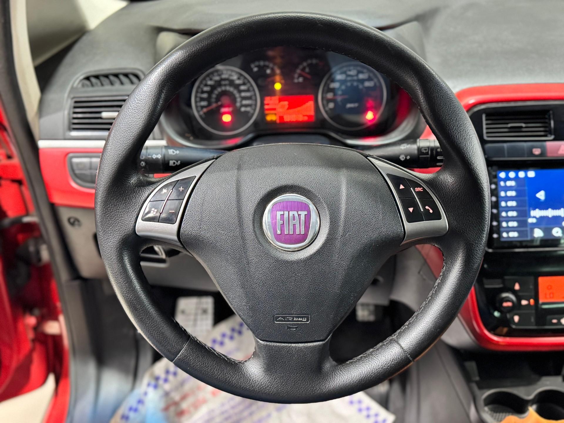 Foto numero 7 do veiculo Fiat Punto T-JET 1.4 16V Turbo 5p  - Vermelha - 2009/2010