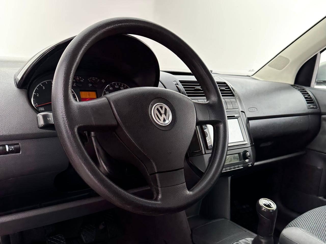 Volkswagen Polo W/ 1.6 E-FLEX 2011