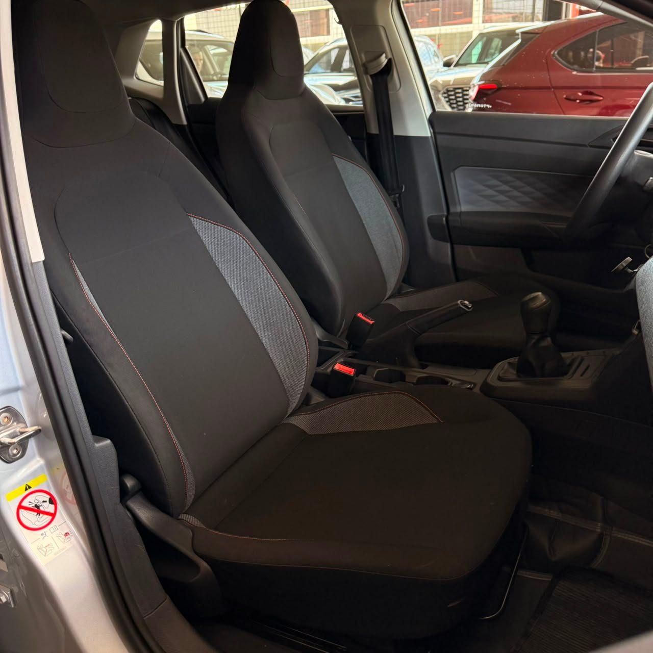 Foto numero 13 do veiculo Volkswagen Polo 1.0 MPI Flex 12V 5p  - Prata - 2023/2023