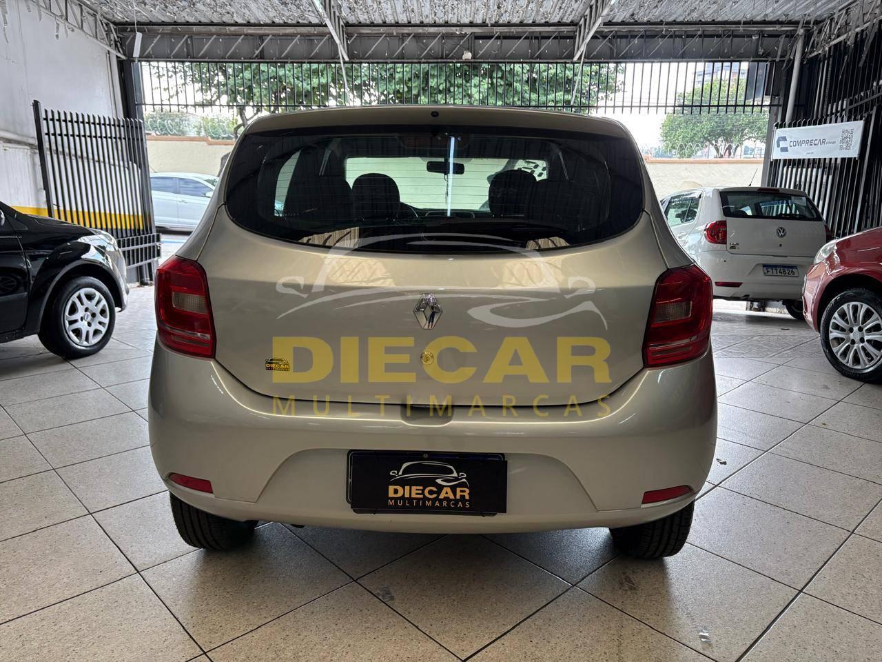 Foto numero 5 do veiculo Renault Sandero AUTH 10 - Prata - 2015/2016