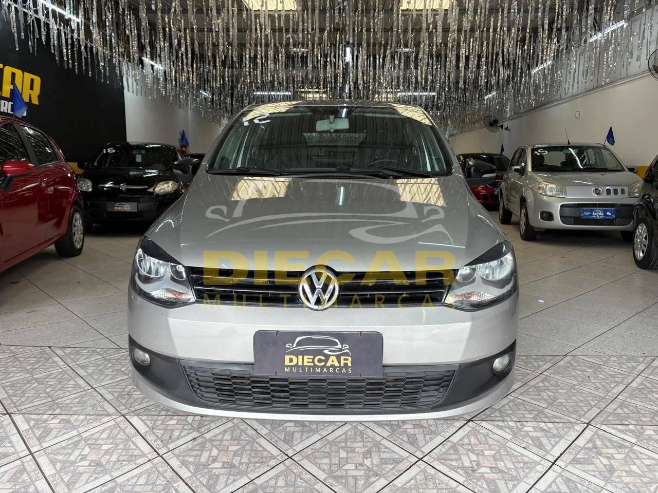 Foto numero 4 do veiculo Volkswagen Fox W/ 1.0 GII - Prata - 2012/2012