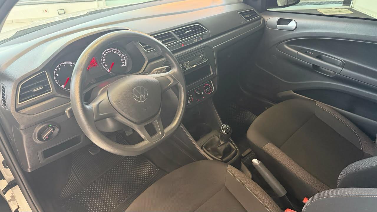 Foto numero 8 do veiculo Volkswagen Saveiro Robust 1.6 Total Flex 16V  - Branca - 2024/2025