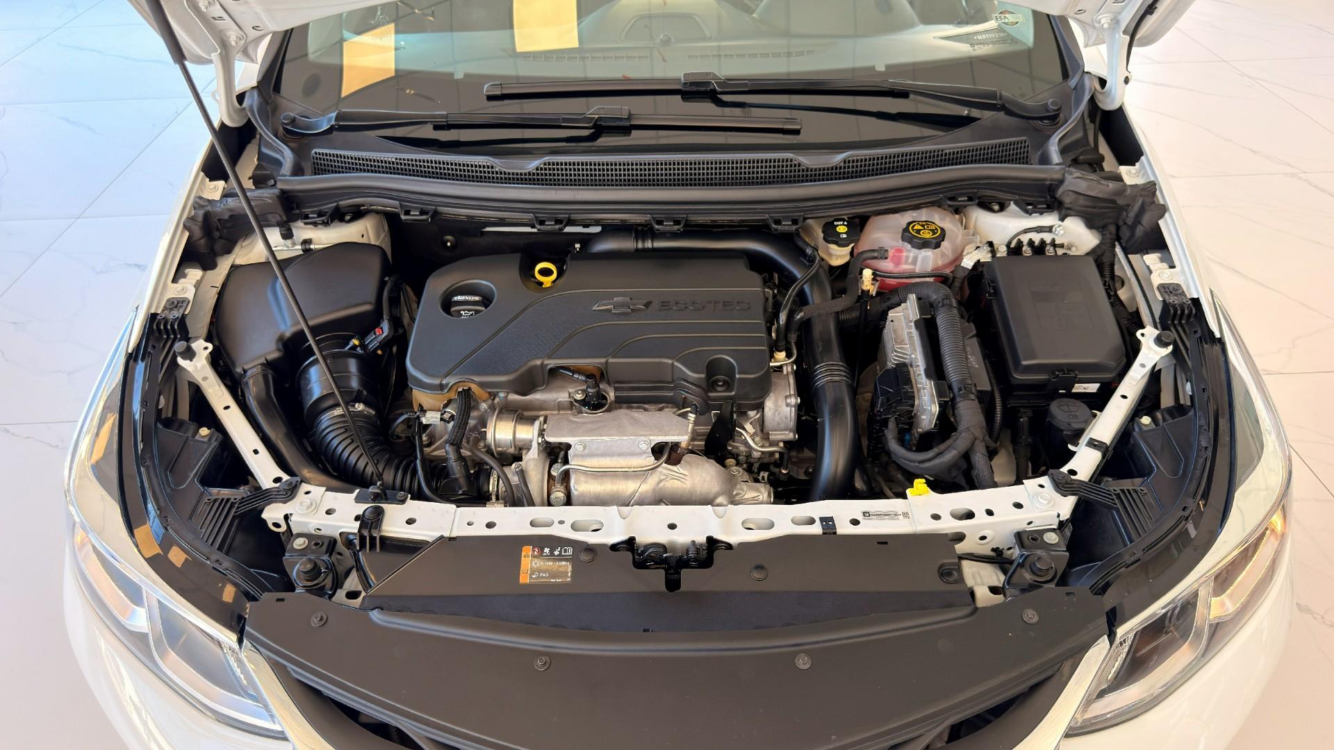 Foto numero 13 do veiculo Chevrolet Cruze LT 1.4 16V Turbo Flex 4p Aut.  - Branca - 2022/2022